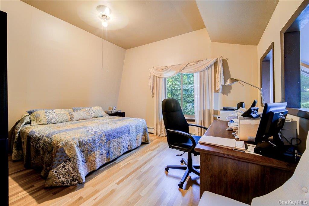 142 N Emerald Drive – For Sale photo 27