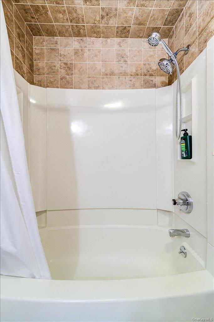 142 N Emerald Drive – For Sale photo 36