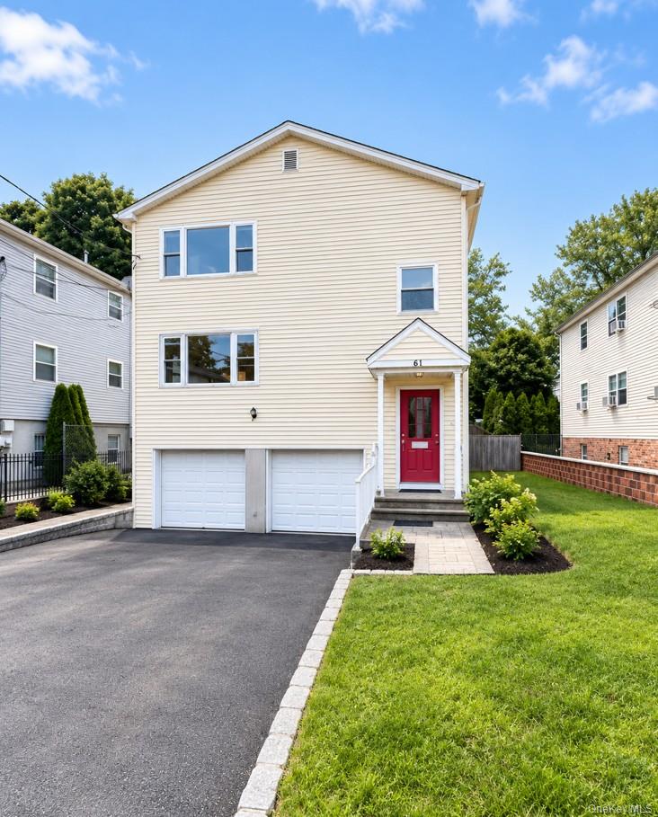 61 Ashland Avenue, Unit 1FL
