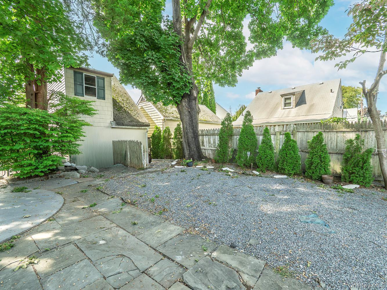 19 Elm Street – For Rent photo 30