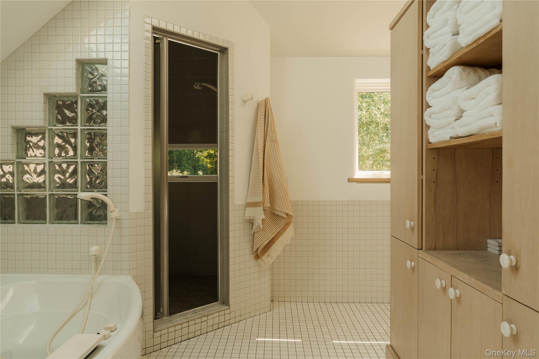 596 Hurley Avenue – For Sale photo 26