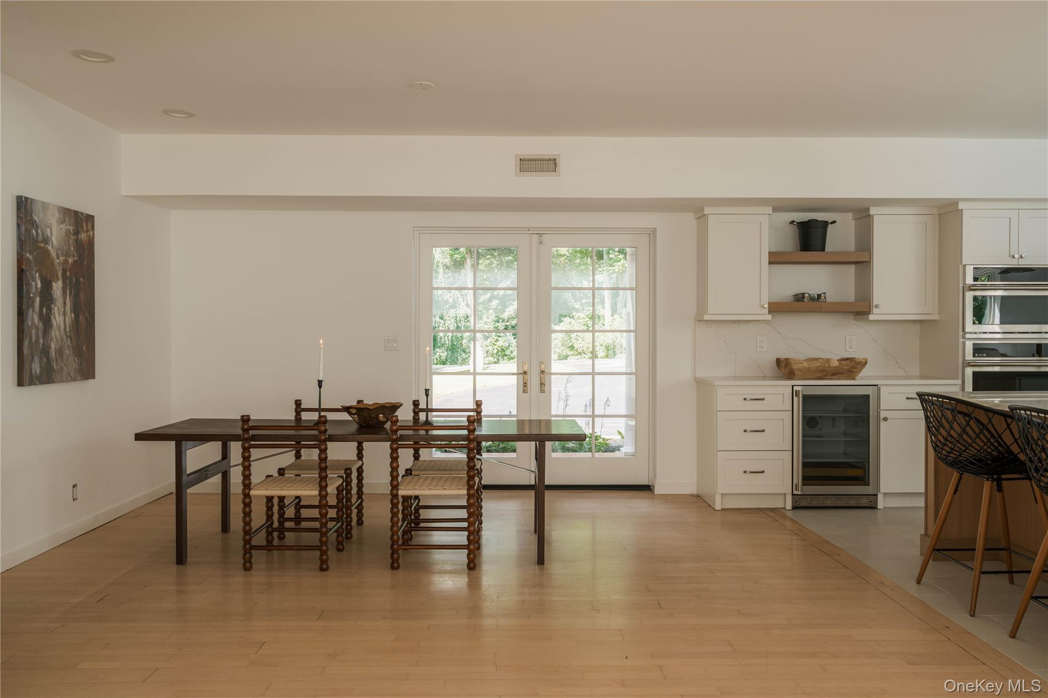 596 Hurley Avenue – For Sale photo 12