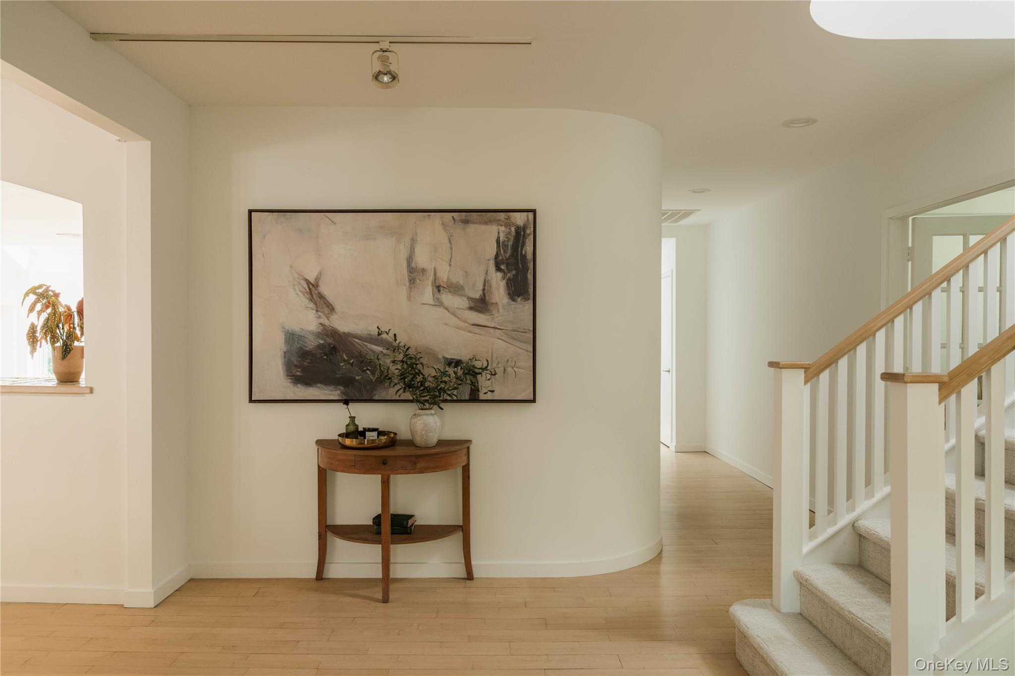 596 Hurley Avenue – For Sale photo 32