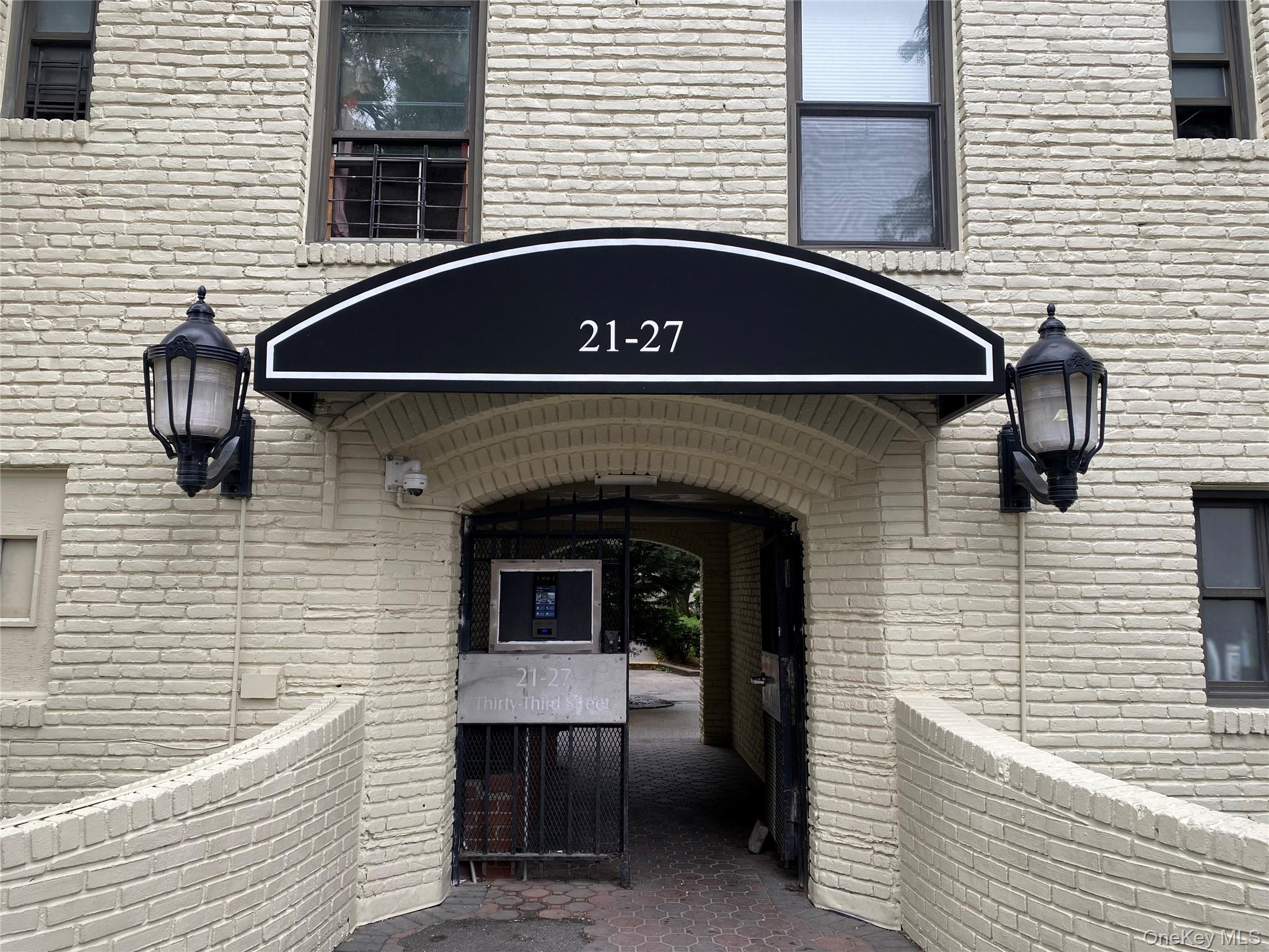 21-27 33 Street, Unit 3G photo 8