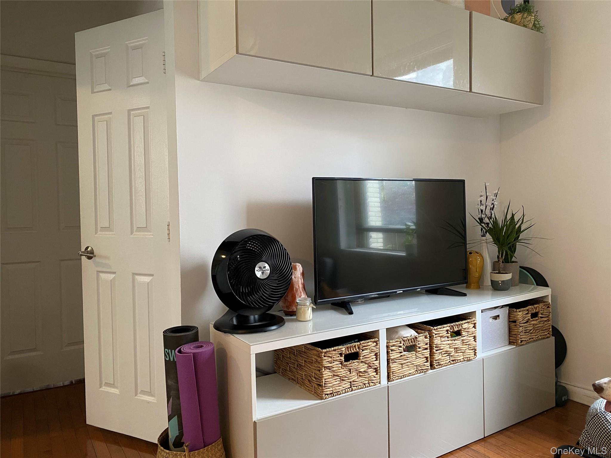 21-27 33 Street, Unit 3G photo 5