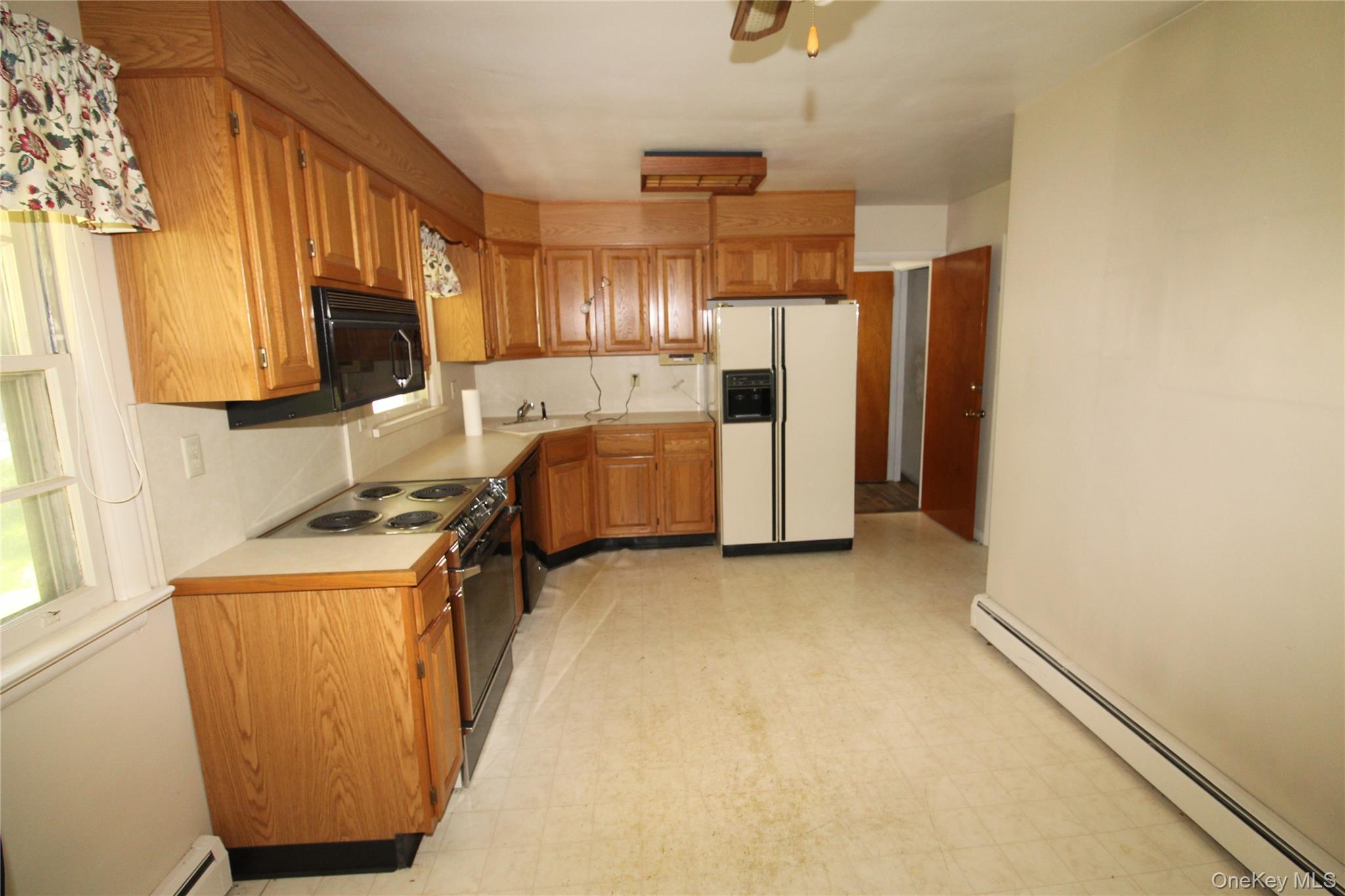 661 Warren Avenue – For Sale photo 7