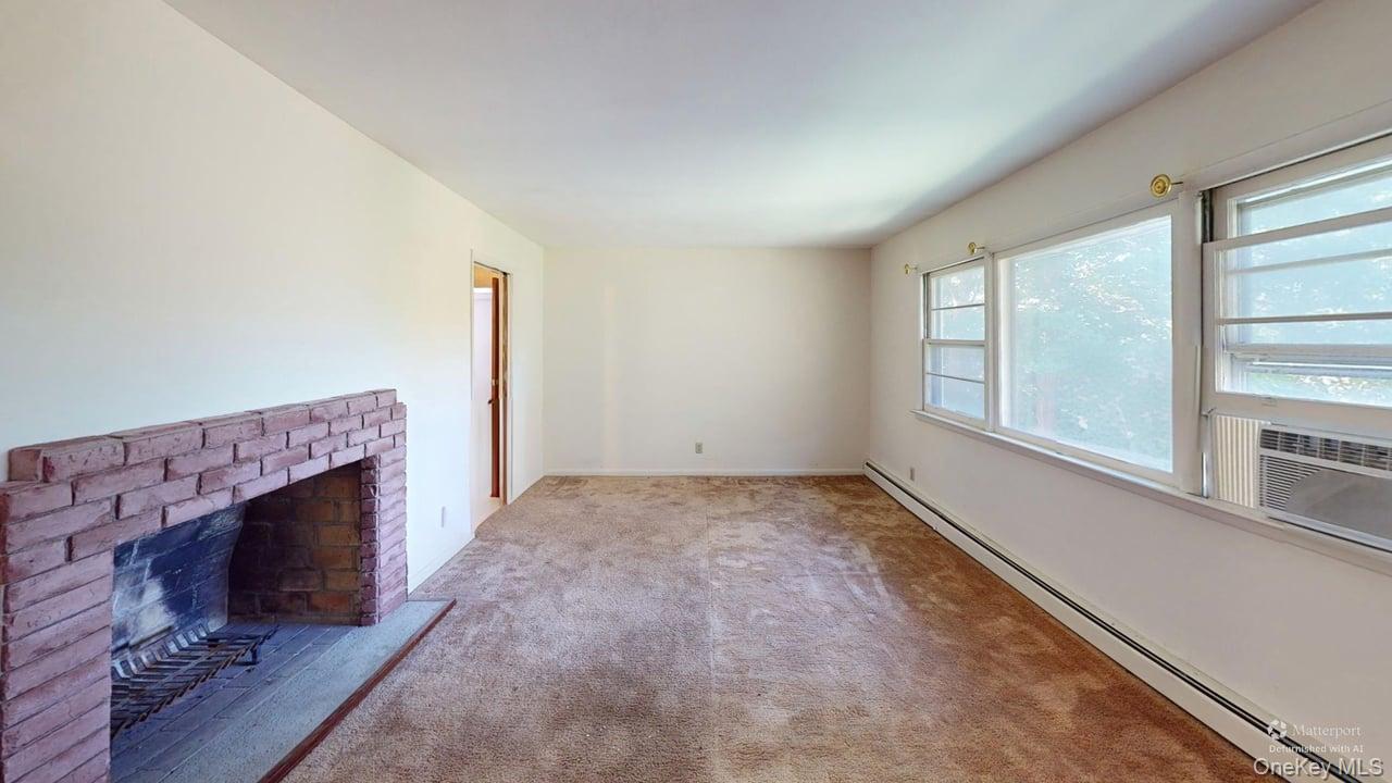 661 Warren Avenue – For Sale photo 4