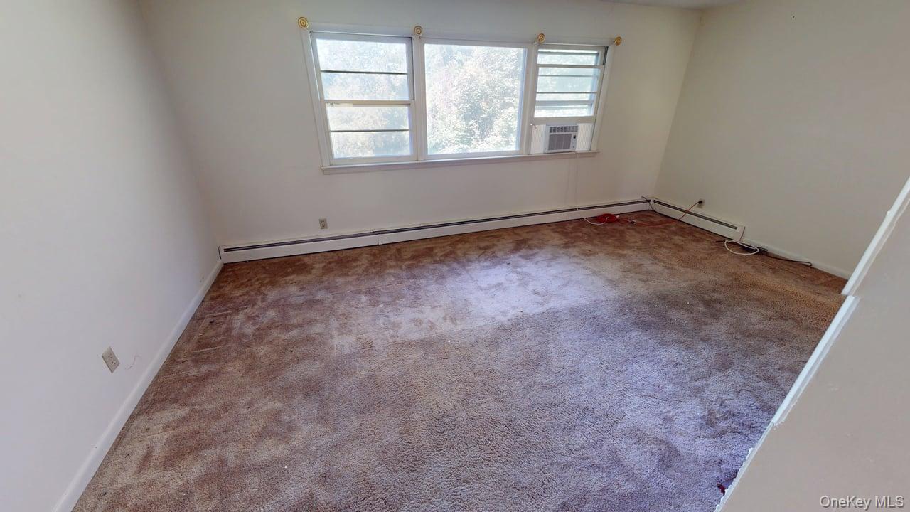 661 Warren Avenue – For Sale photo 5