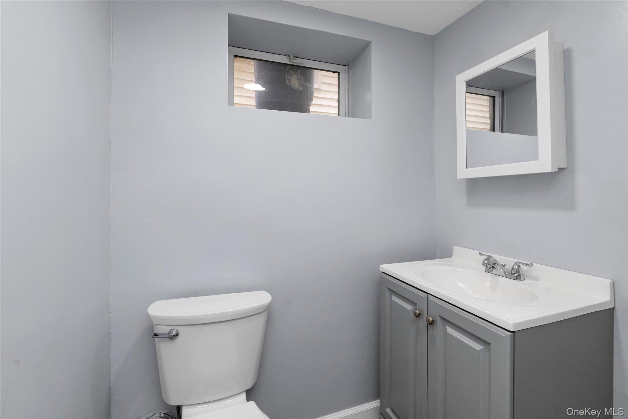 71-39 Nansen Street – For Rent photo 18