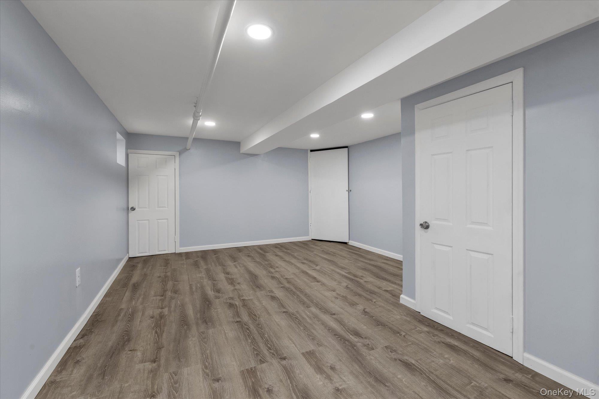 71-39 Nansen Street – For Rent photo 16
