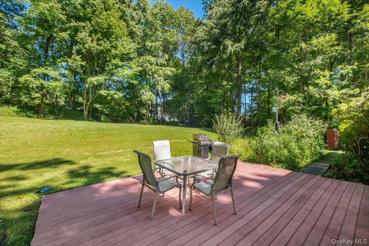 24 Willow Place – For Sale photo 37