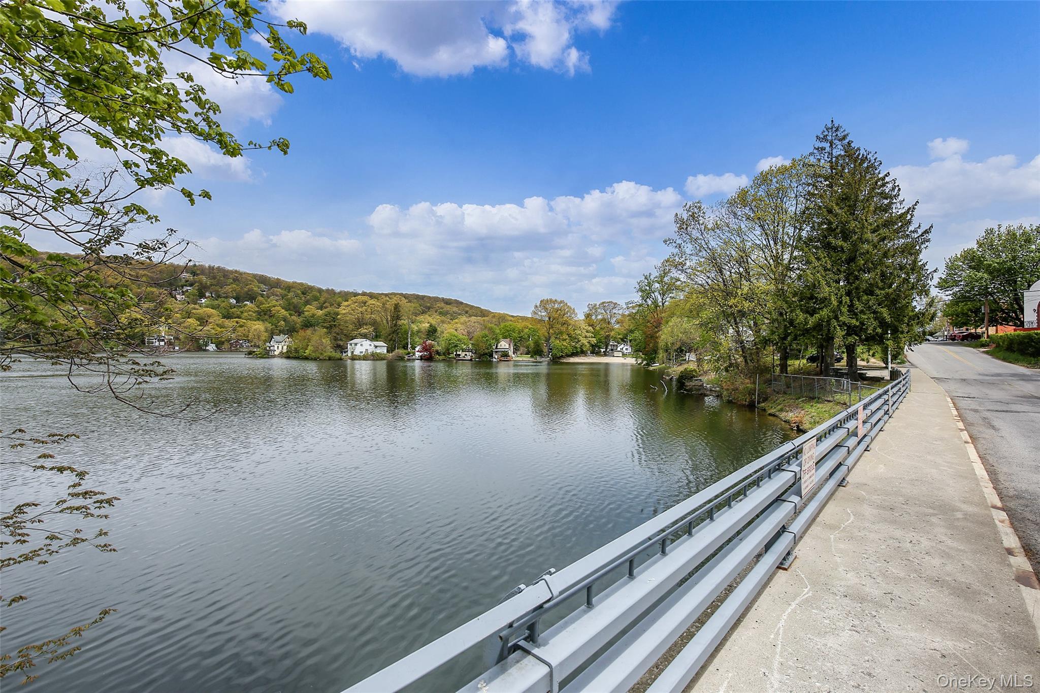 24 Willow Place – For Sale photo 43