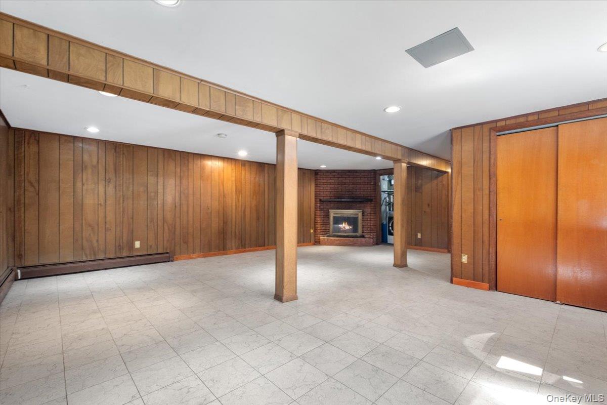 24 Willow Place – For Sale photo 31