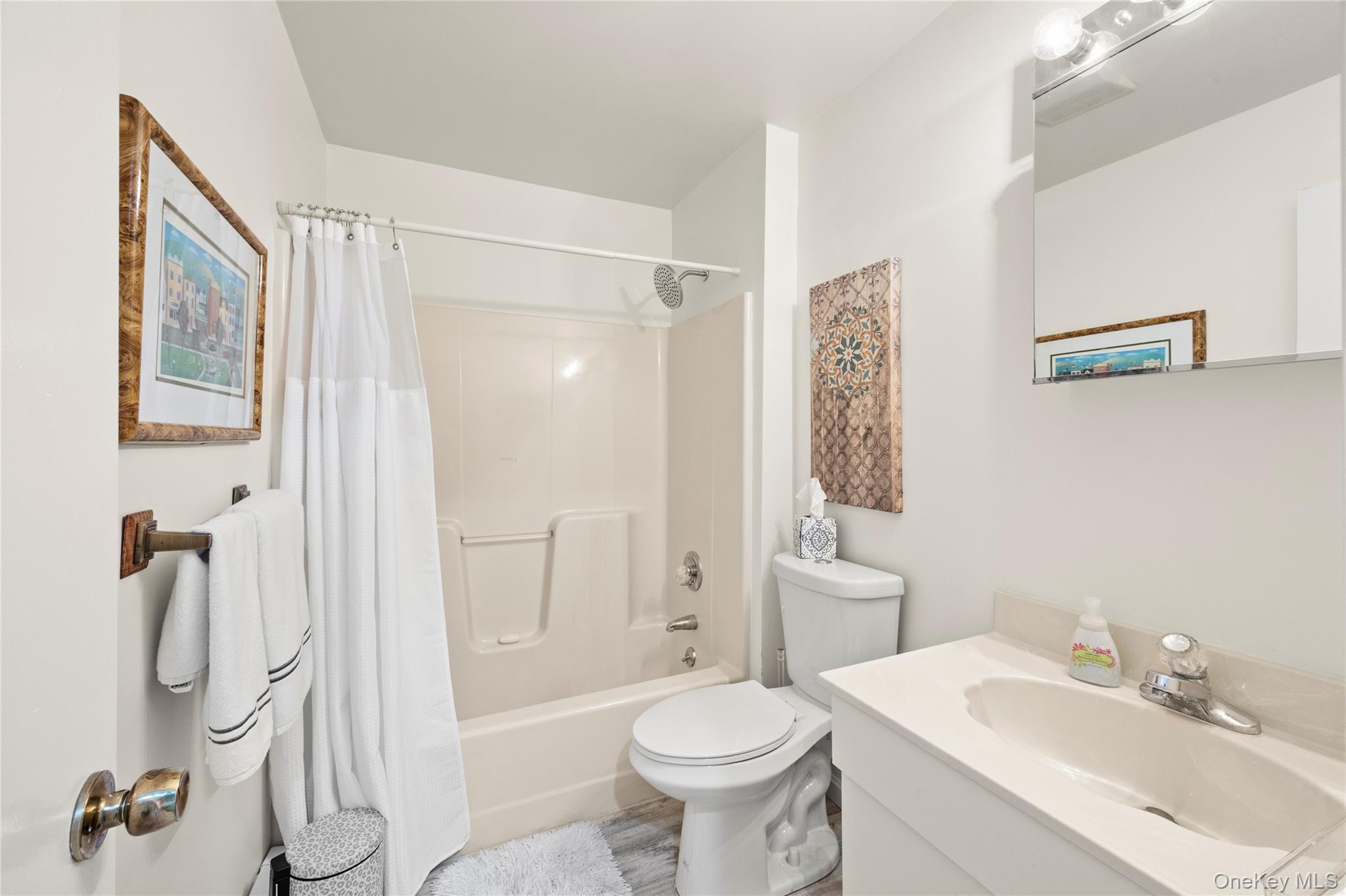 7 Holly Lane – For Sale photo 34