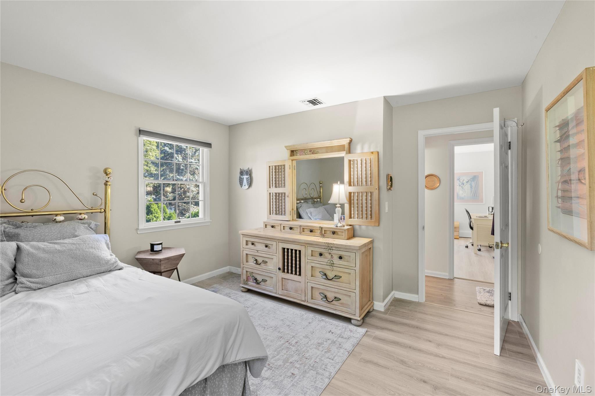 7 Holly Lane – For Sale photo 30
