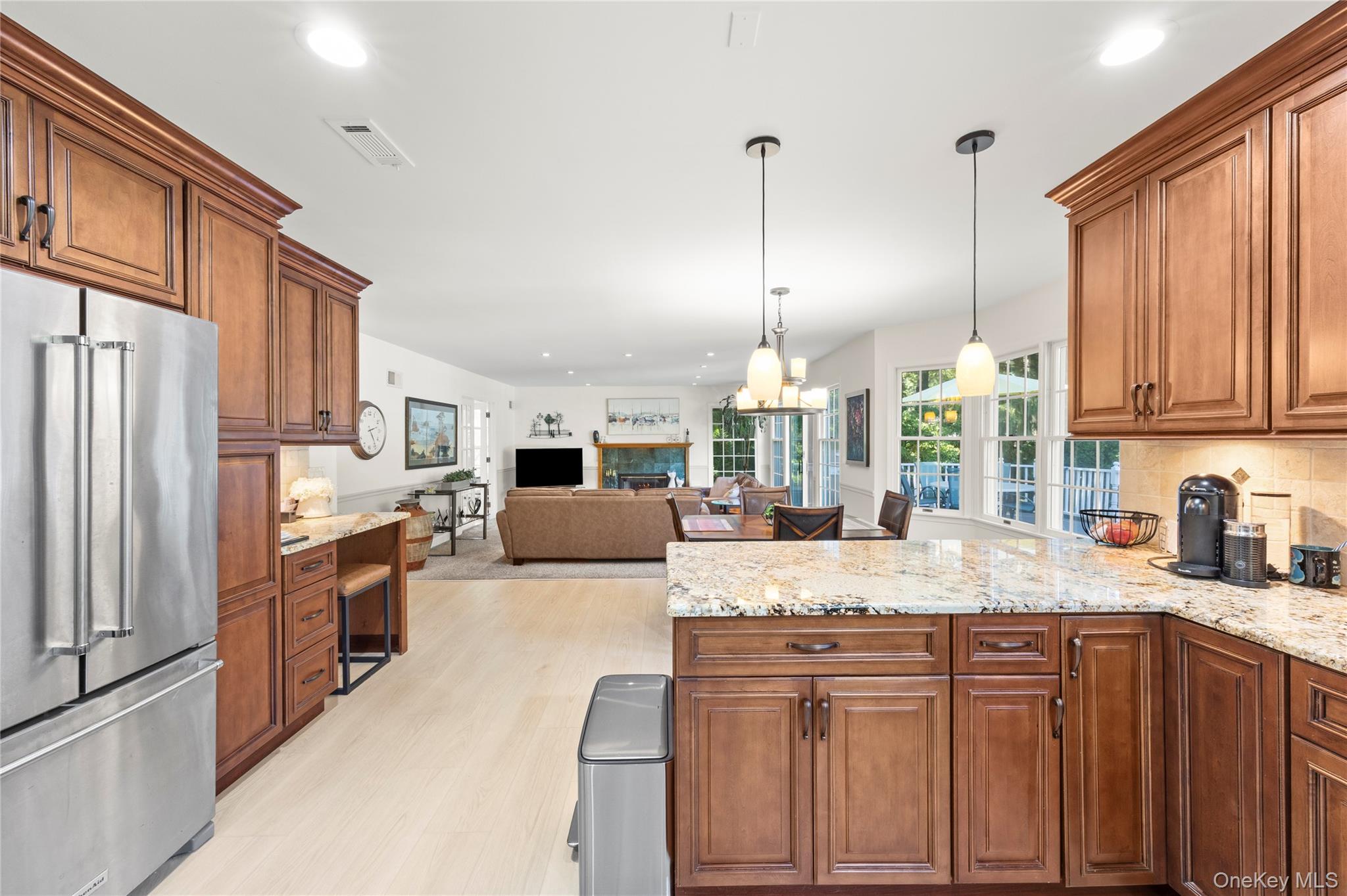 7 Holly Lane – For Sale photo 15
