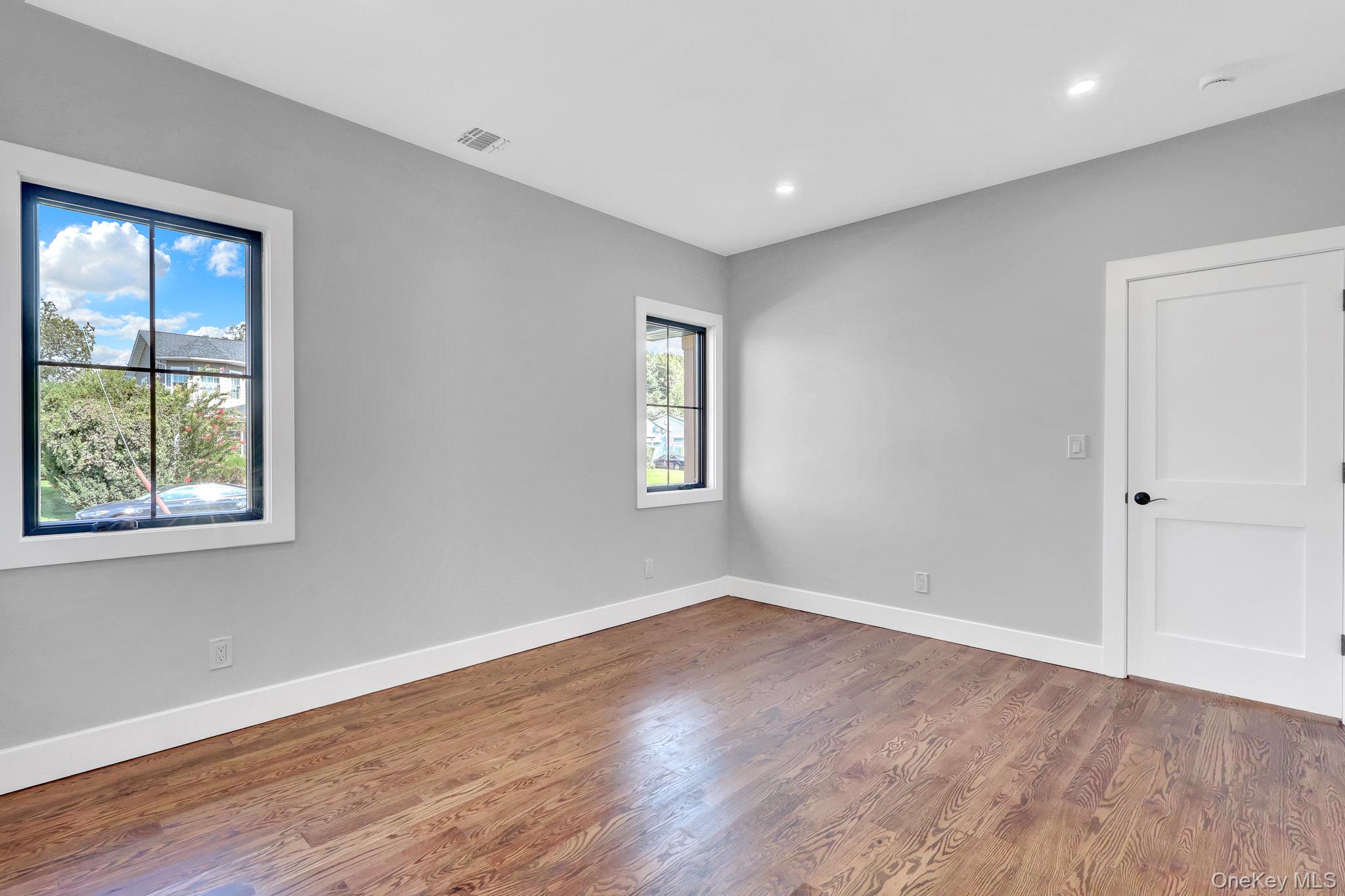 1370 Noel Court – For Sale photo 7