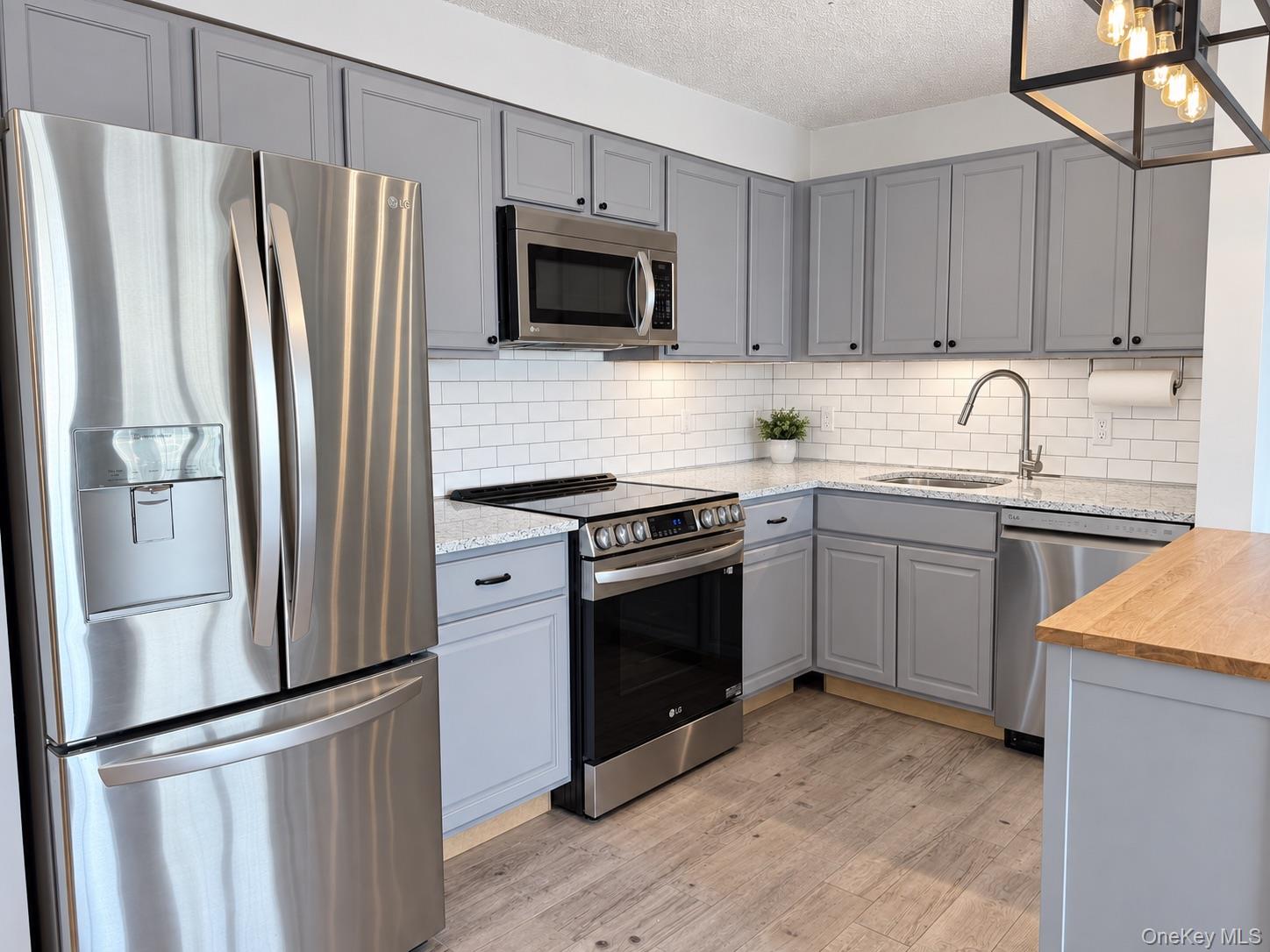 260 Beach 81st Street, Unit 3D photo 5