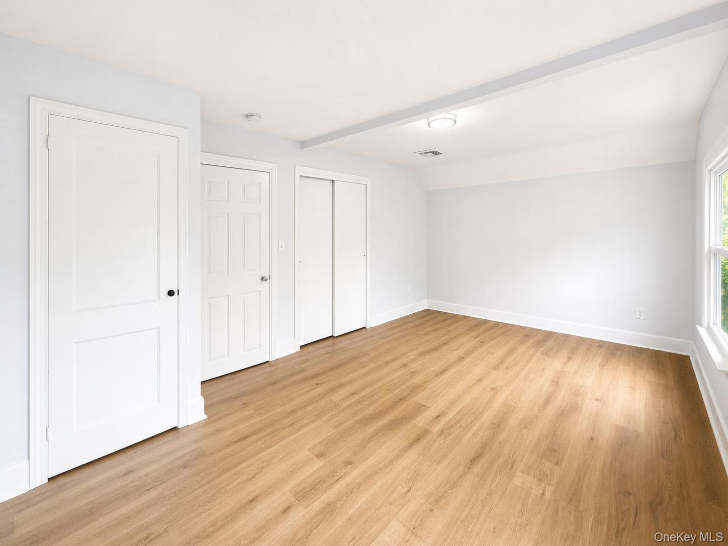 10 Field Street – For Sale photo 18