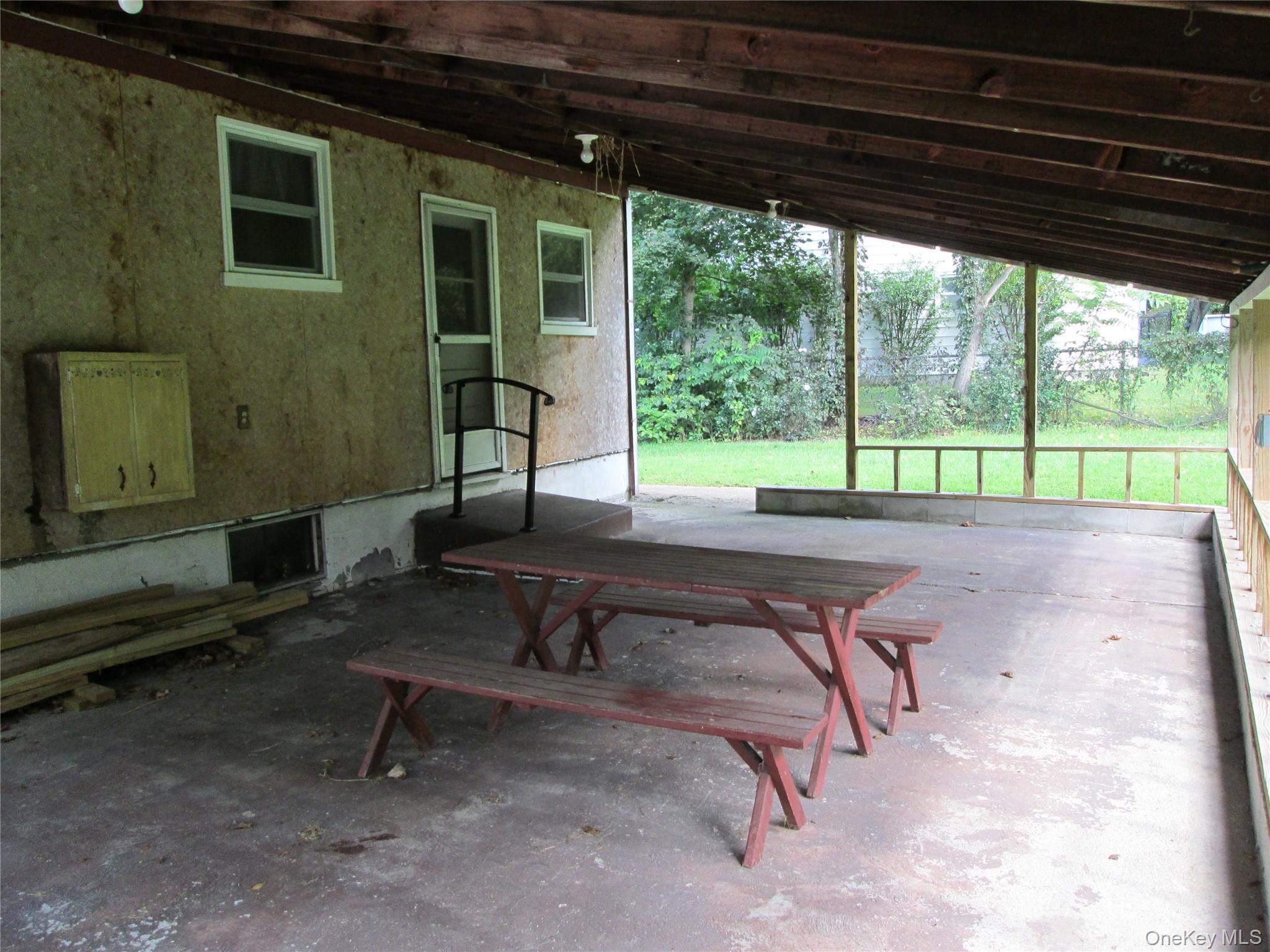 4 Barbara Lane – For Sale photo 15