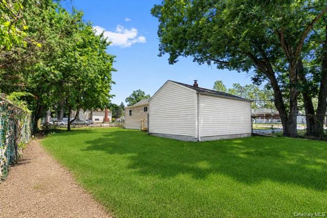 1340 Manor Lane – For Sale photo 15