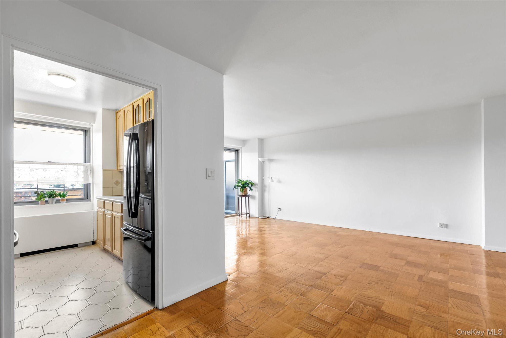 175-20 Wexford Terrace, Unit 4X photo 11