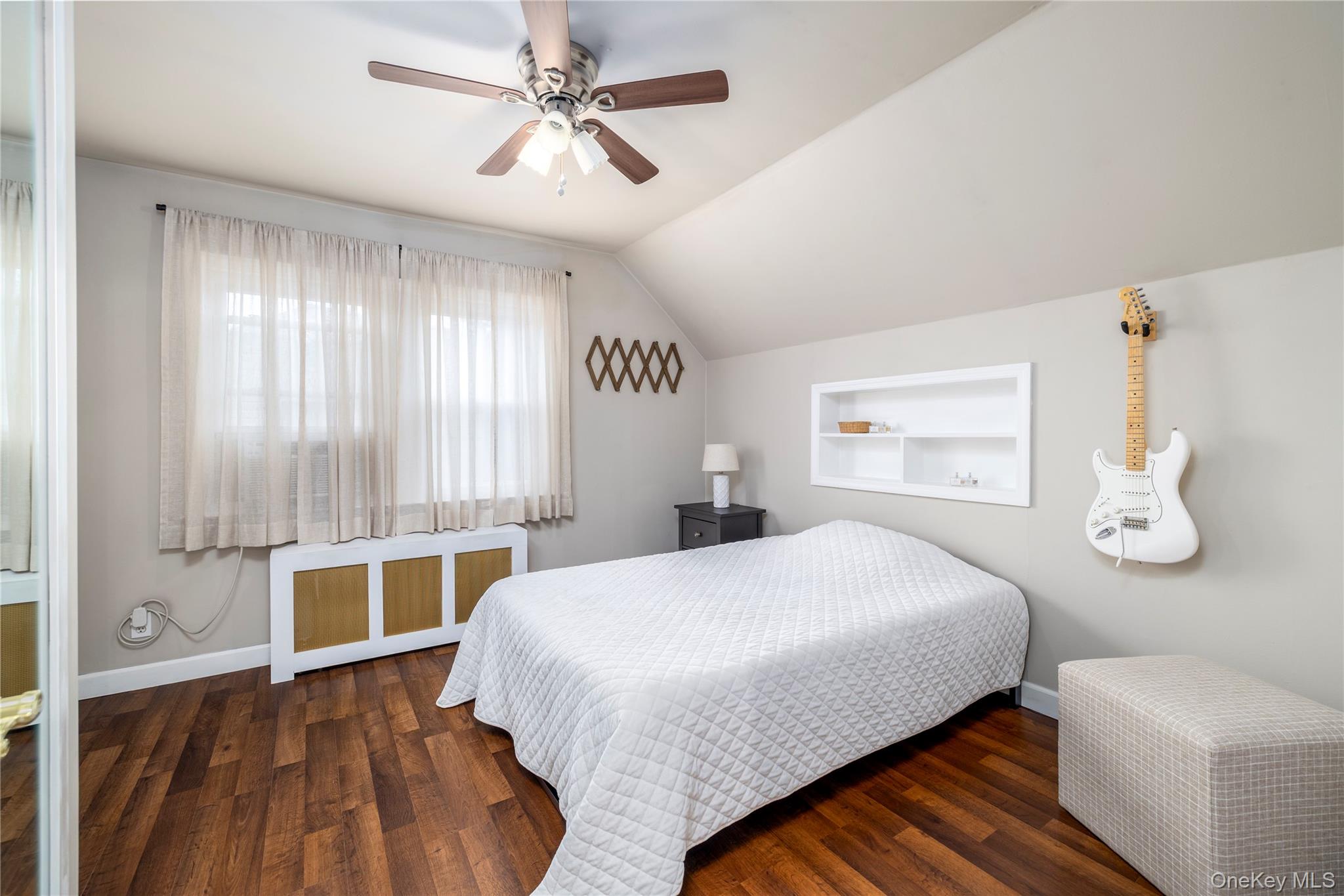 934 Hancock Street – For Sale photo 17