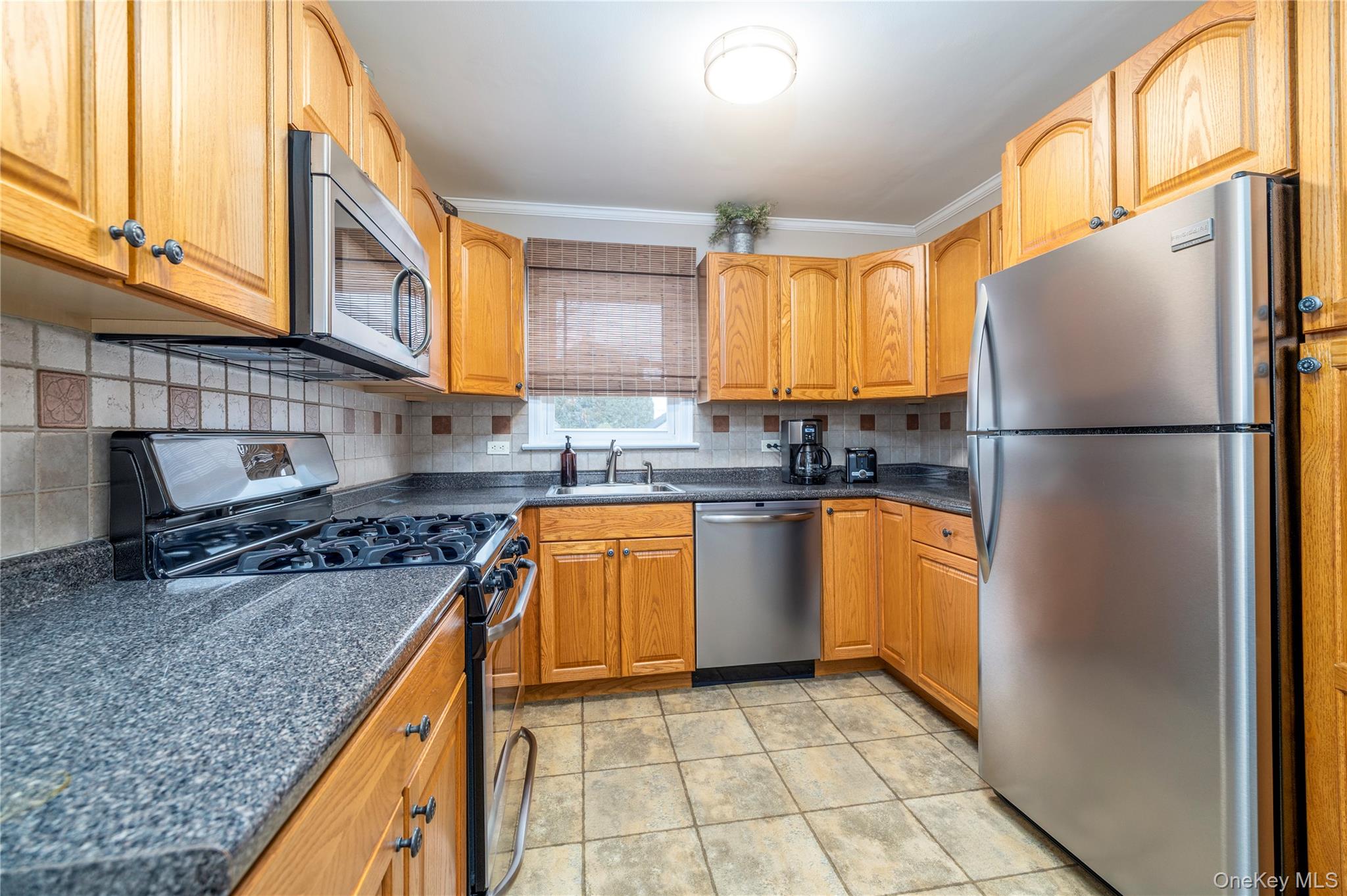 934 Hancock Street – For Sale photo 5