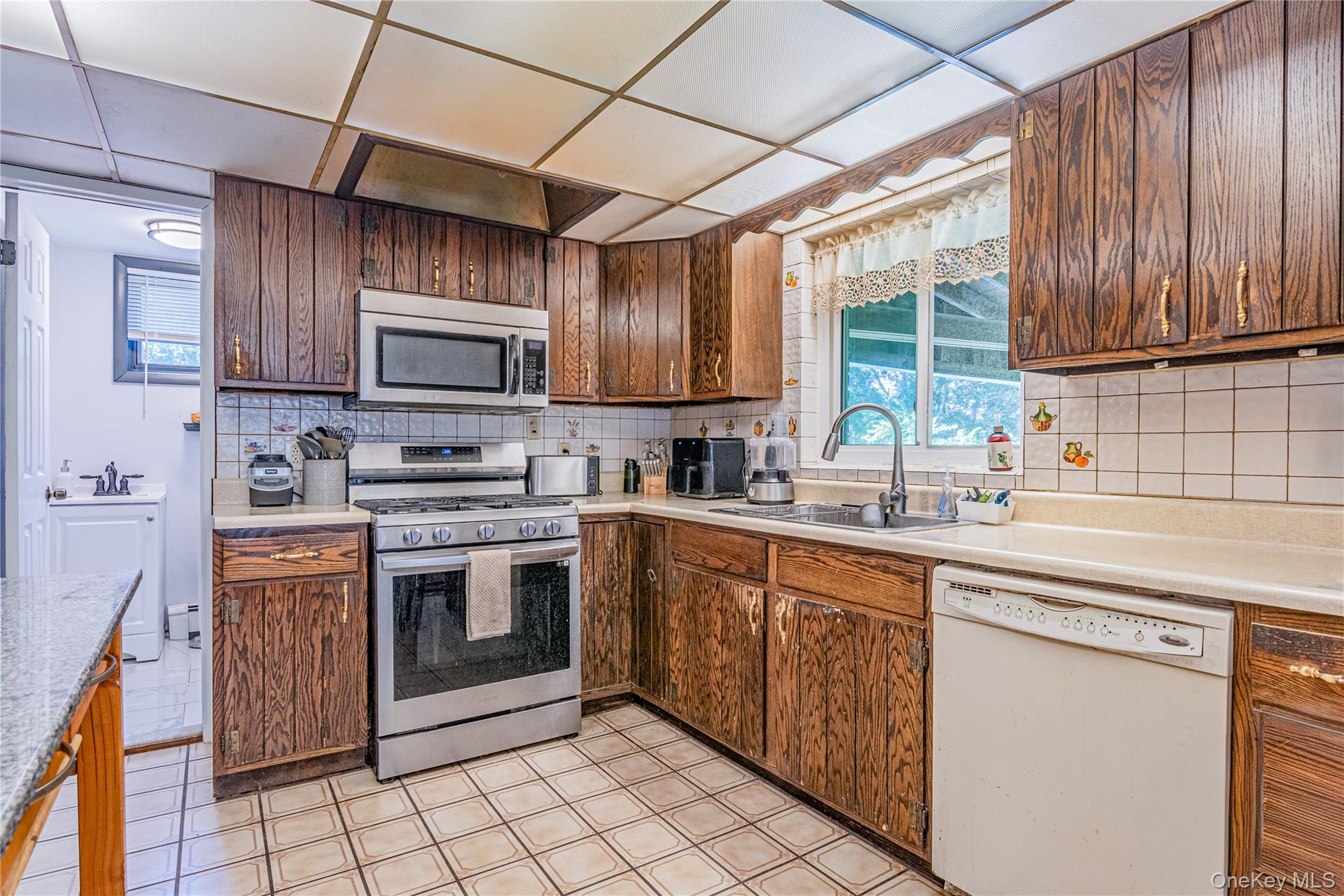 1440 Route 9G – For Sale photo 27