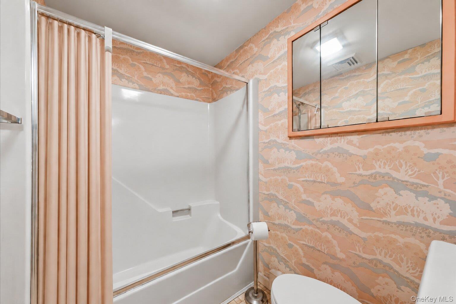 401 Ruskey Lane – For Sale photo 24