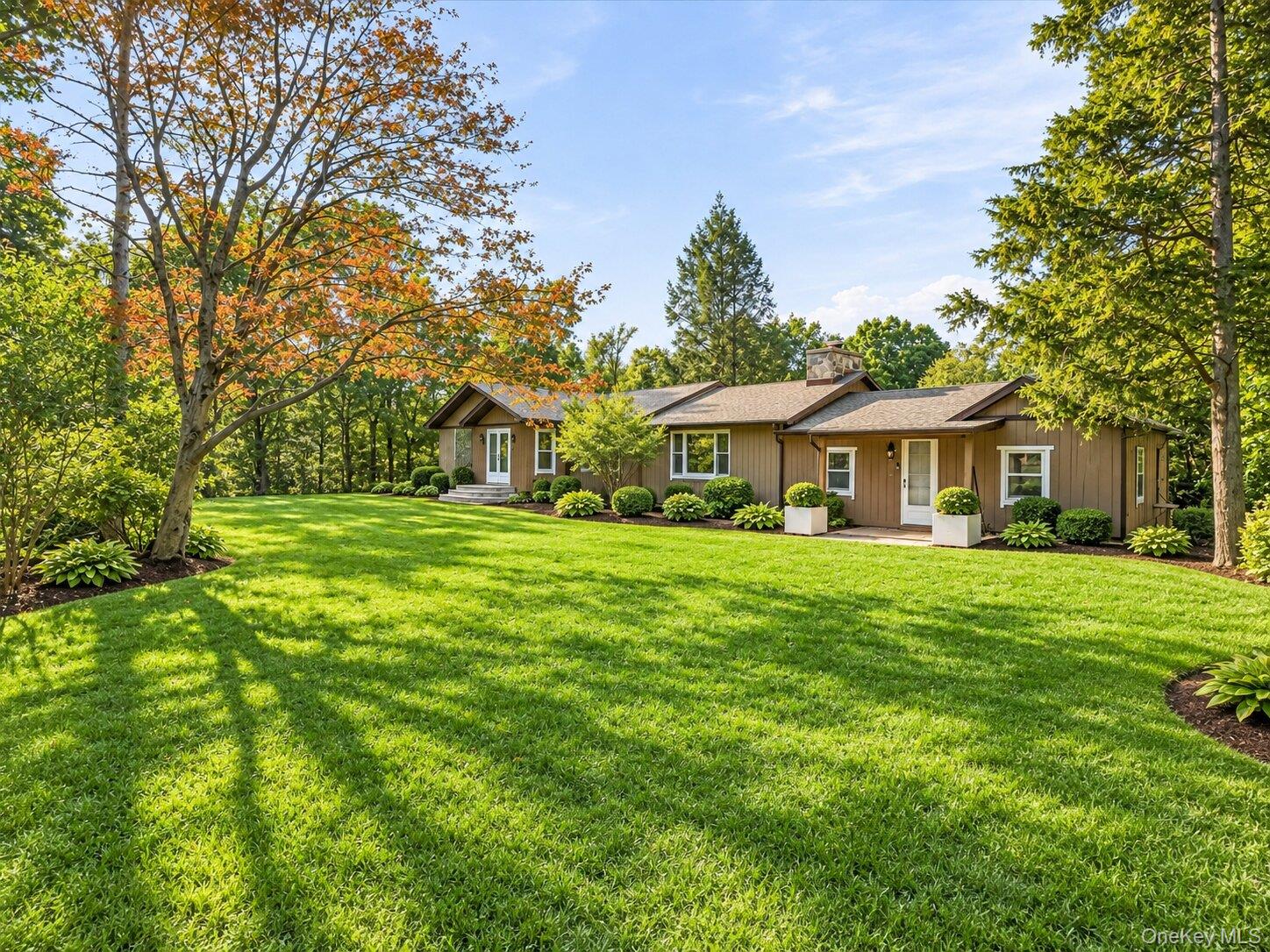 401 Ruskey Lane – For Sale photo 2