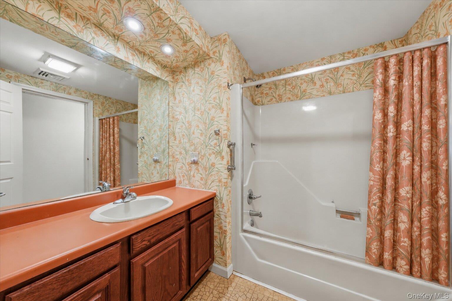 401 Ruskey Lane – For Sale photo 25