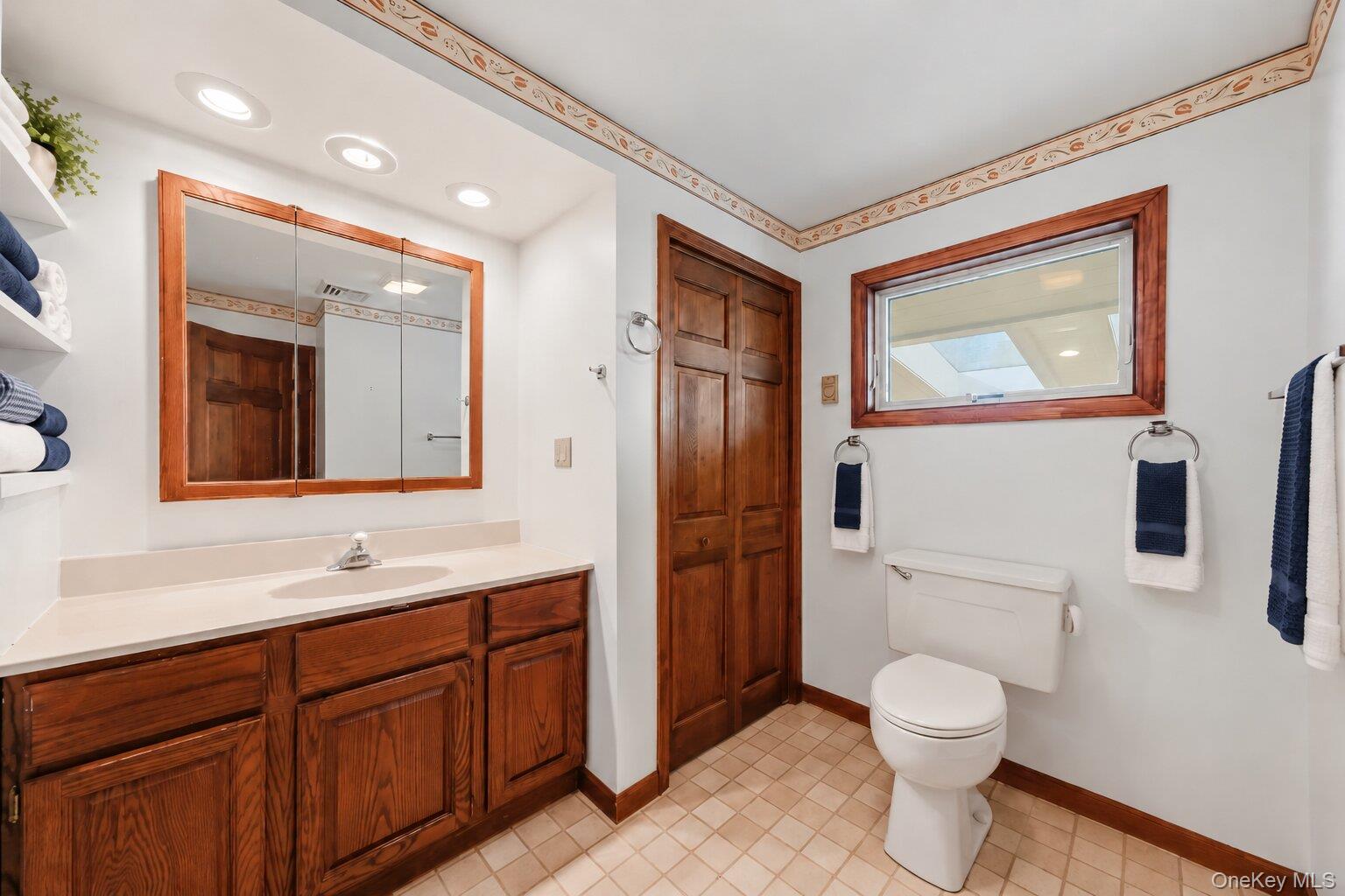 401 Ruskey Lane – For Sale photo 32