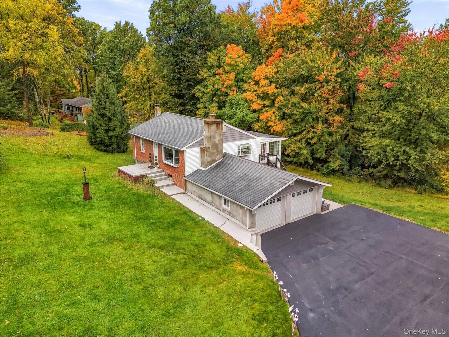 19 Ridgeview Road – For Sale
