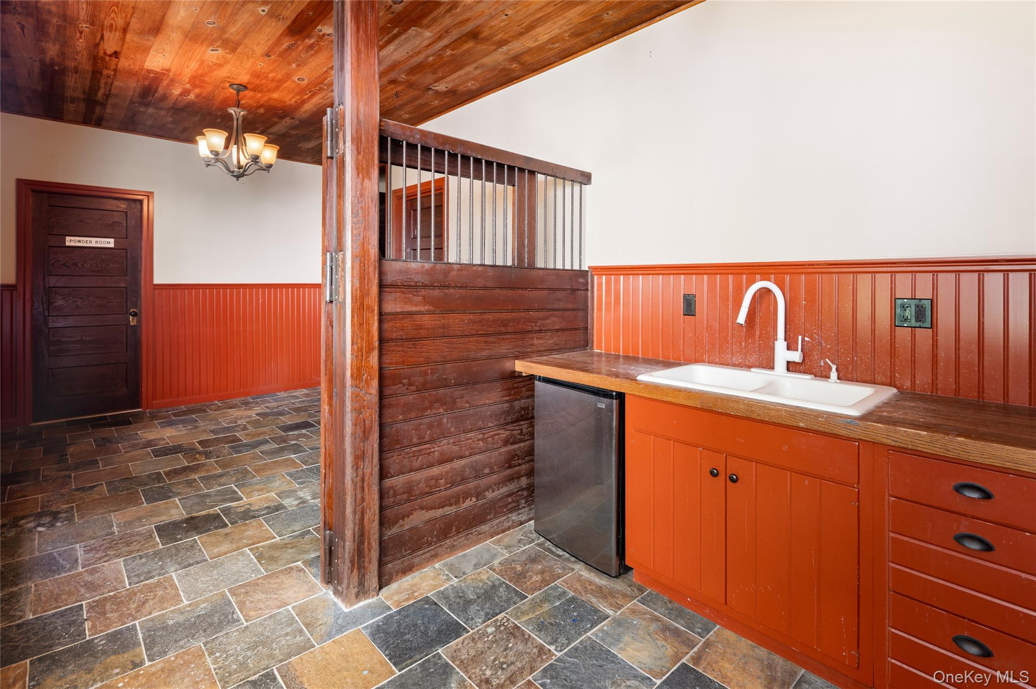 9 Cole Drive – For Sale photo 10