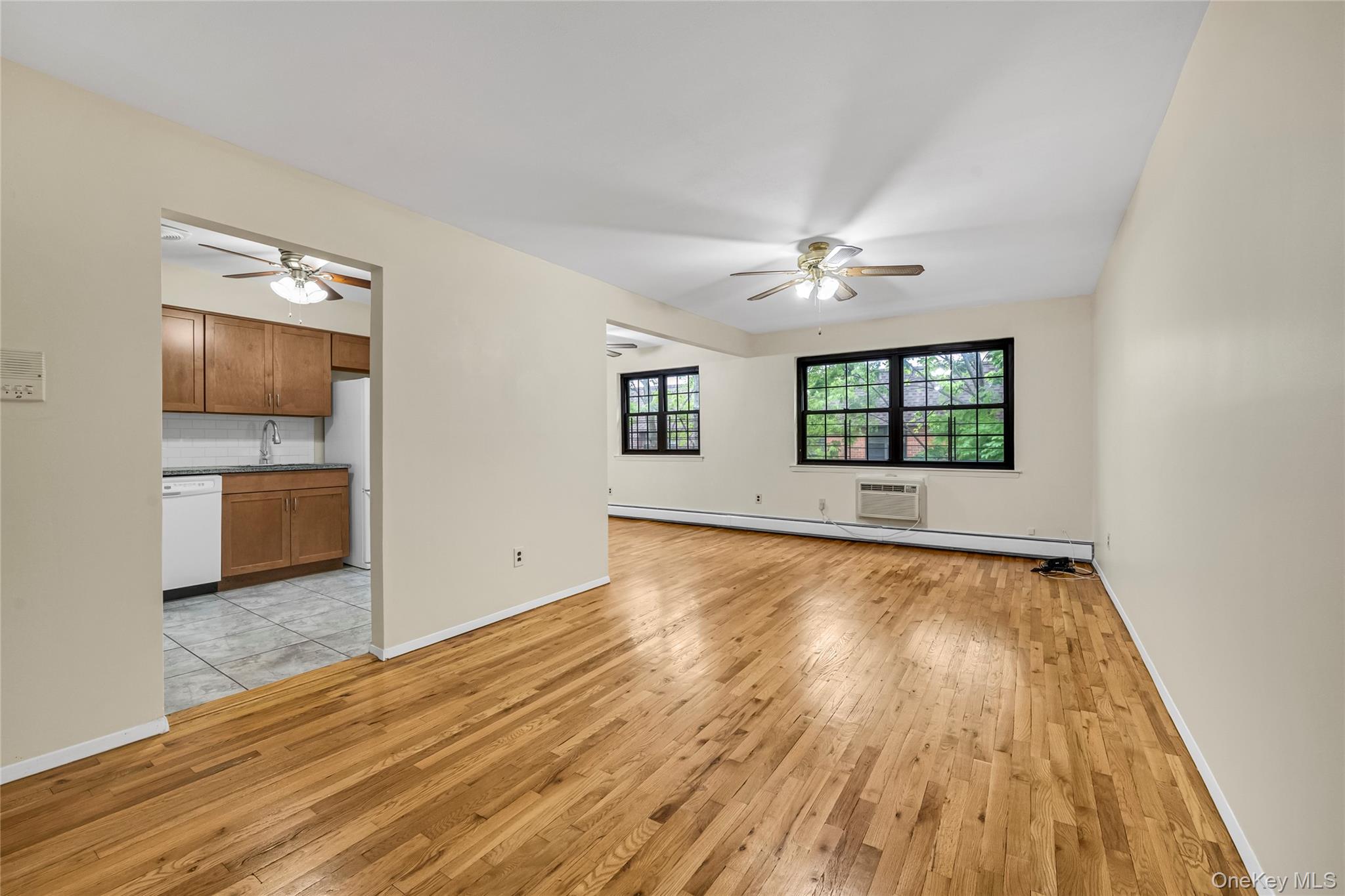 220-30 64th Avenue, Unit 3rd fl photo 4