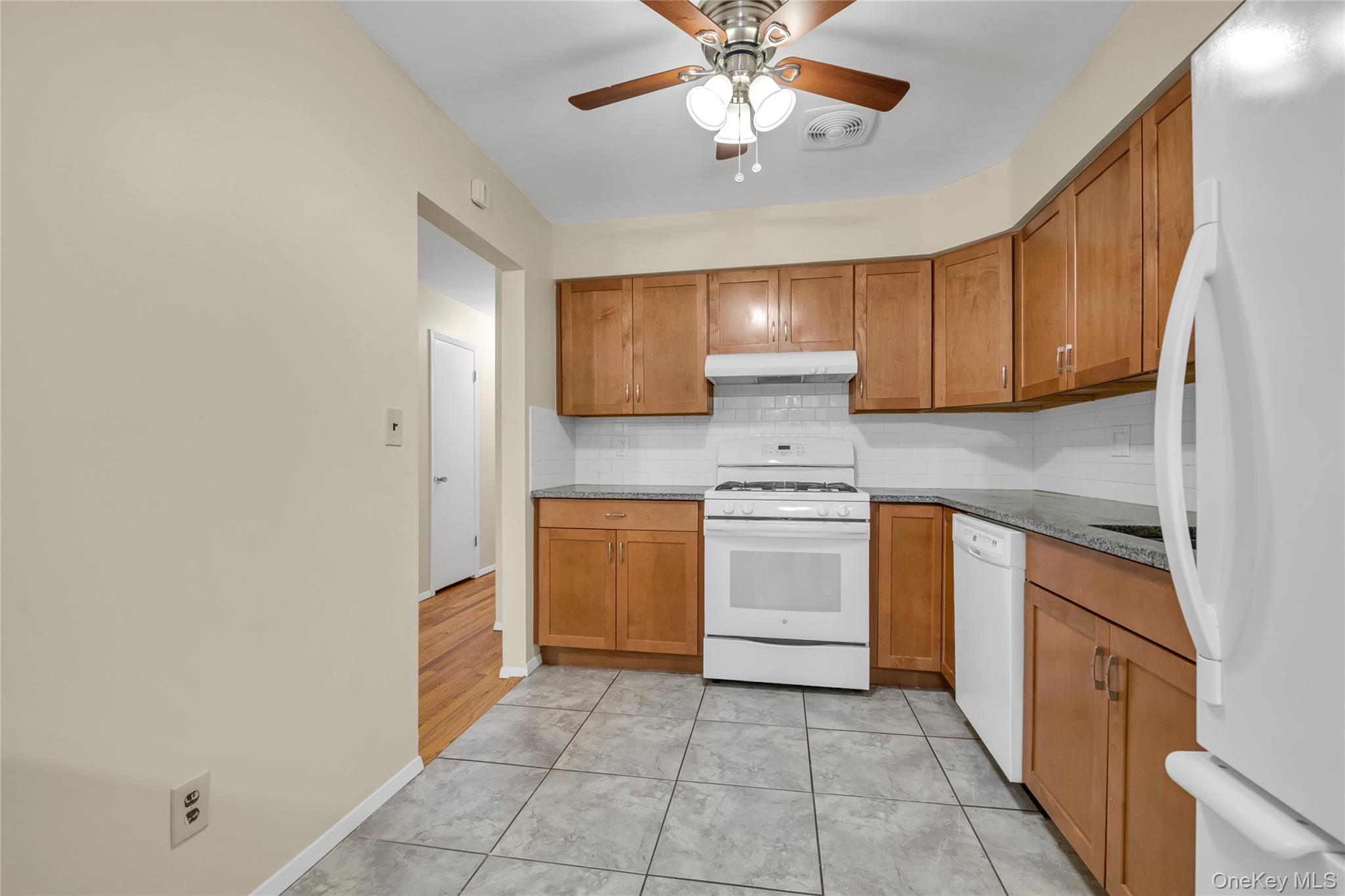 220-30 64th Avenue, Unit 3rd fl photo 7