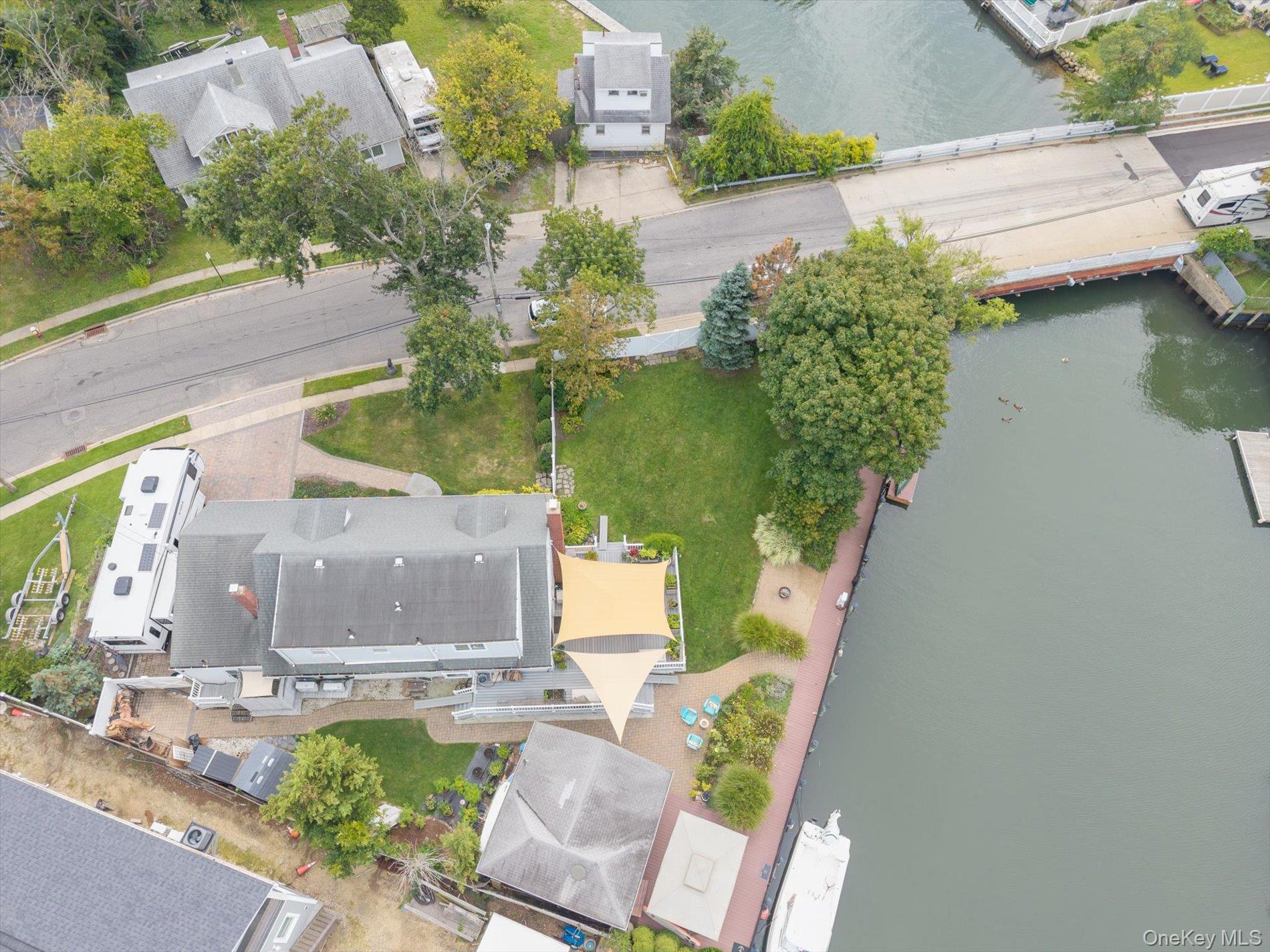 15 E Lincoln Avenue – For Sale photo 3