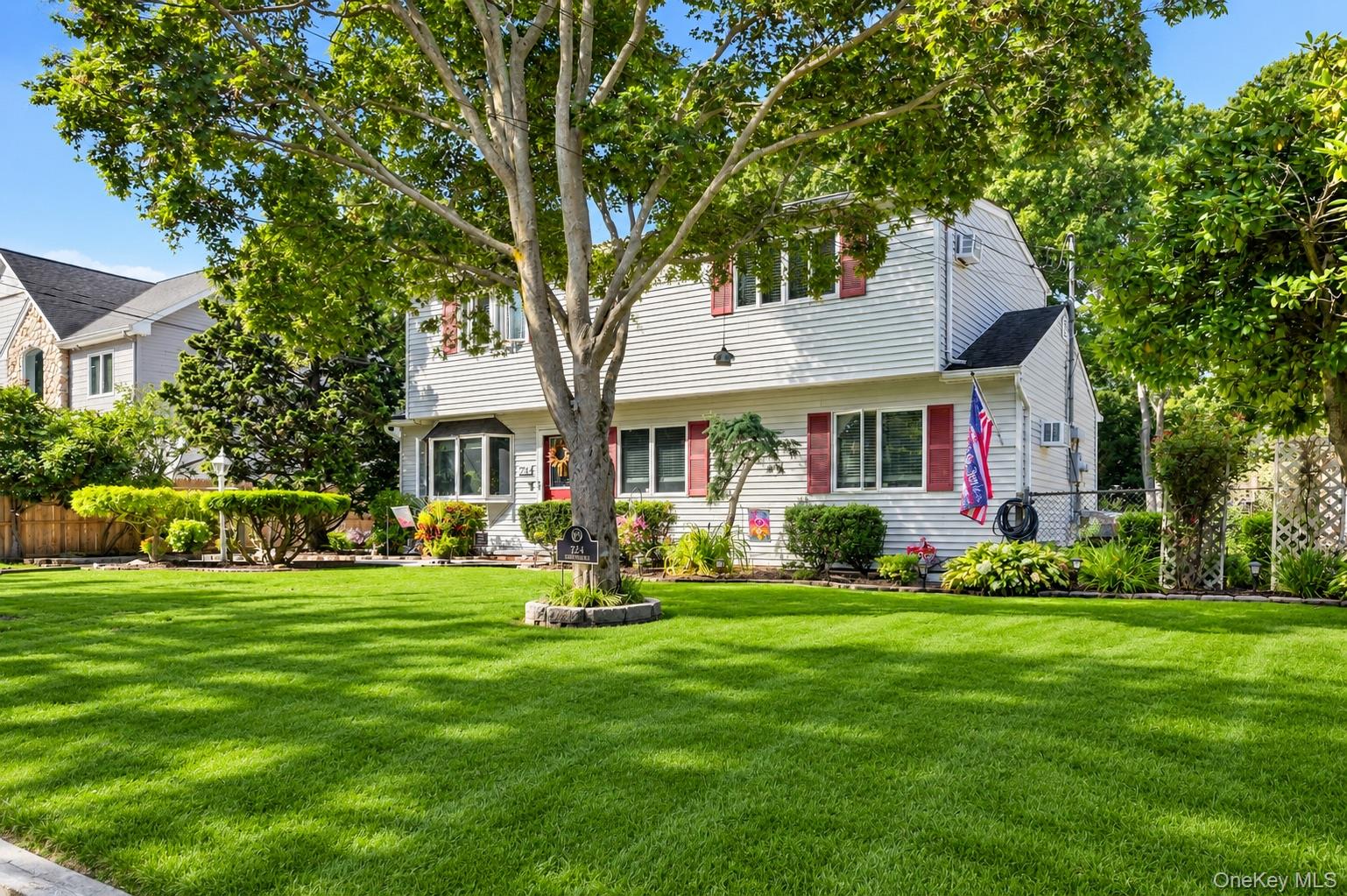 724 Sandra Avenue – For Sale photo 3