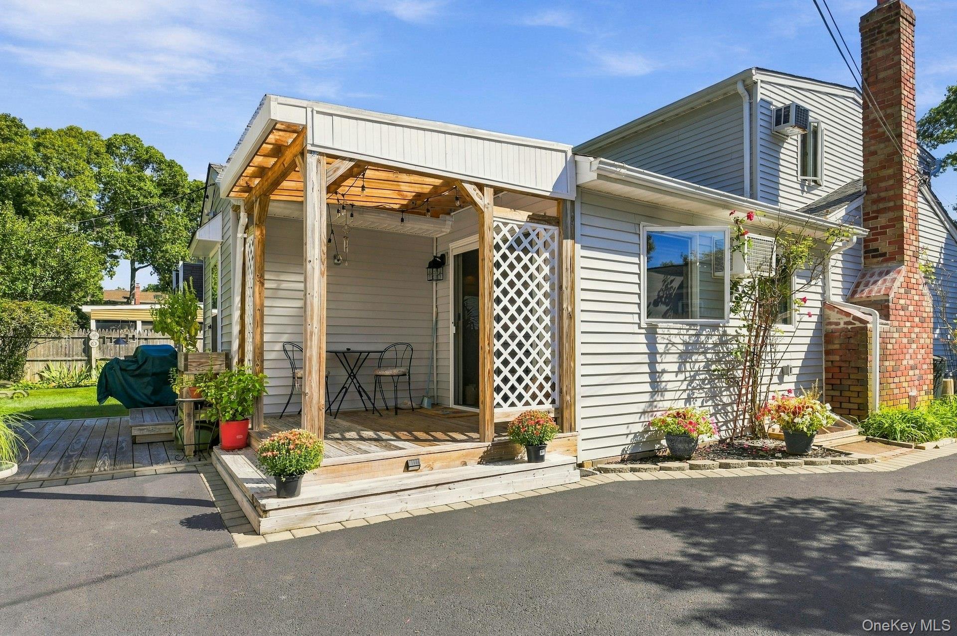 724 Sandra Avenue – For Sale photo 47