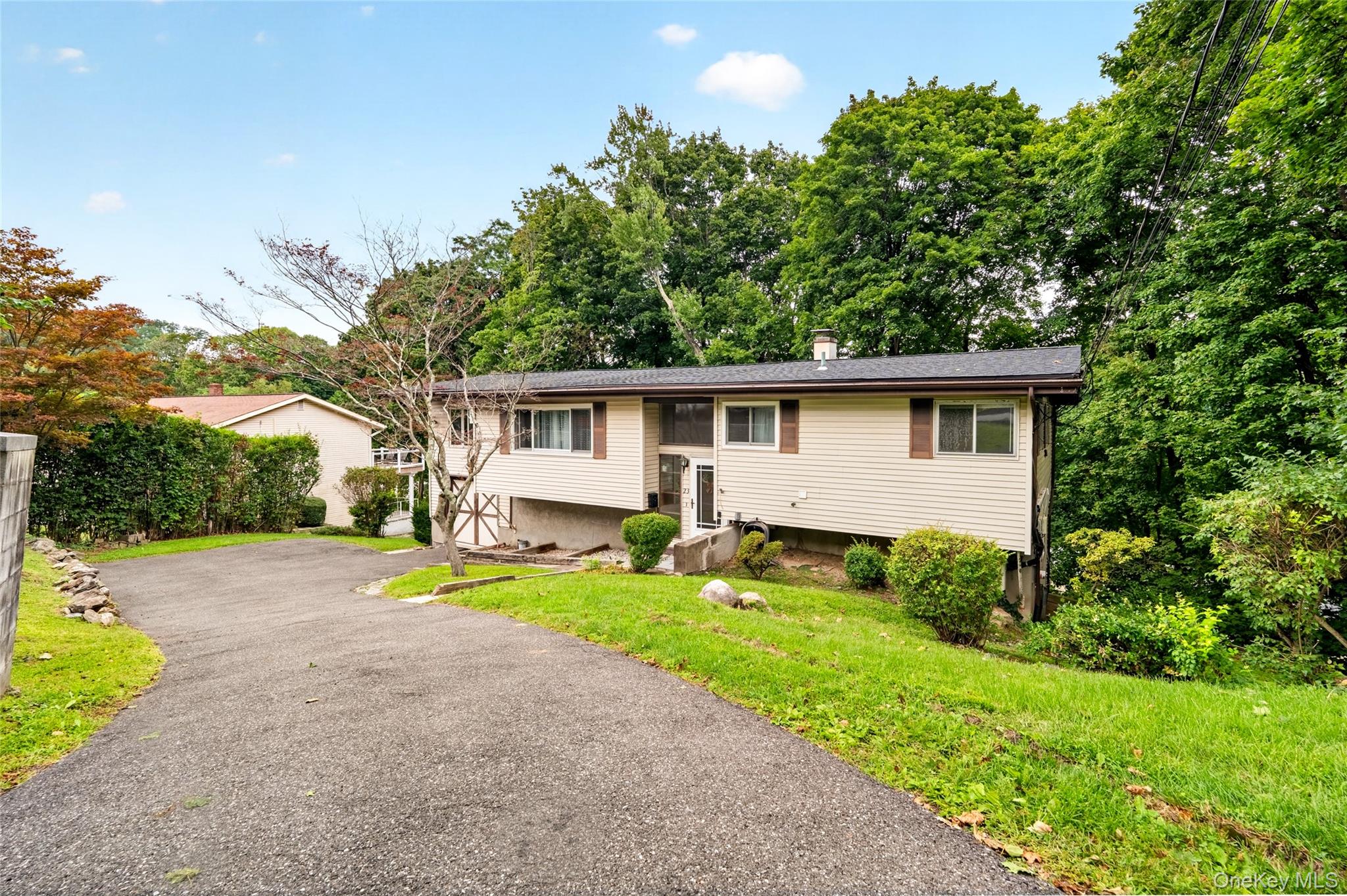 23 Howard Avenue – For Sale