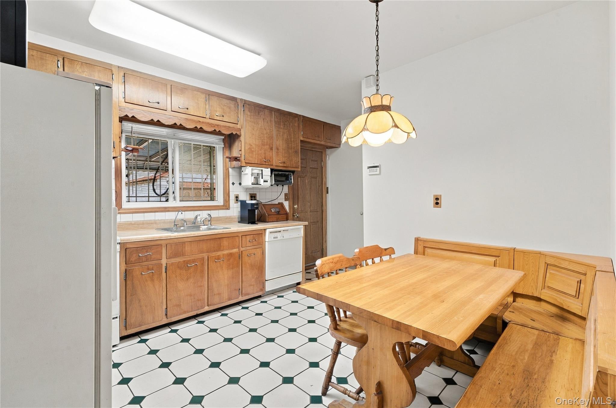 9413 108th Street – For Sale photo 7