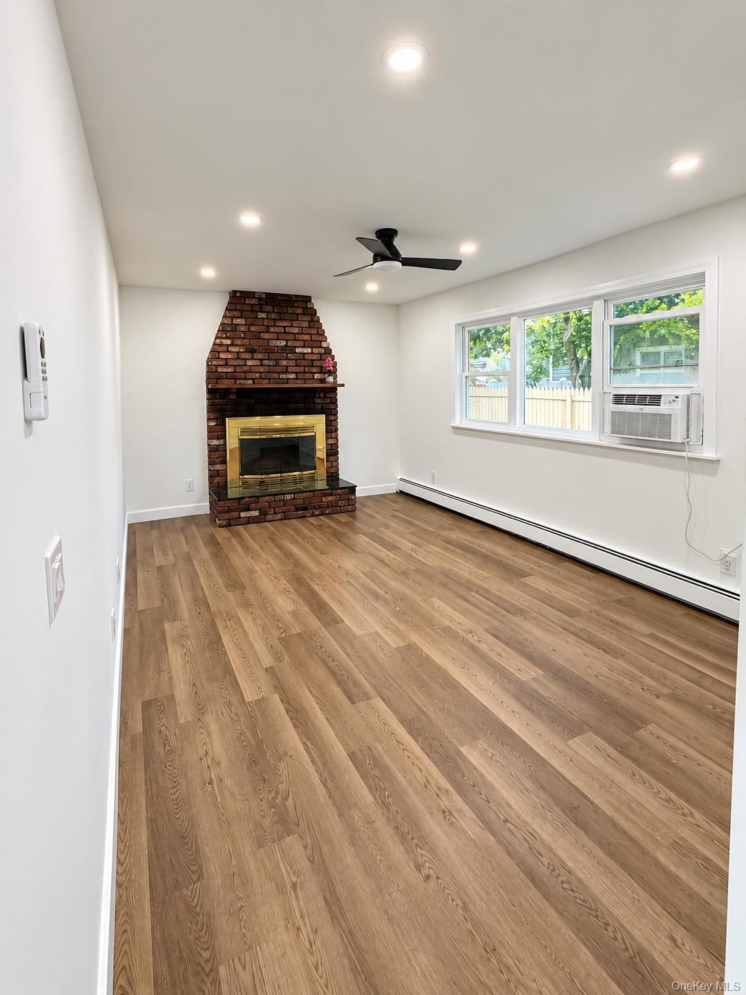 2602 Knickerbocker Avenue – For Sale photo 10