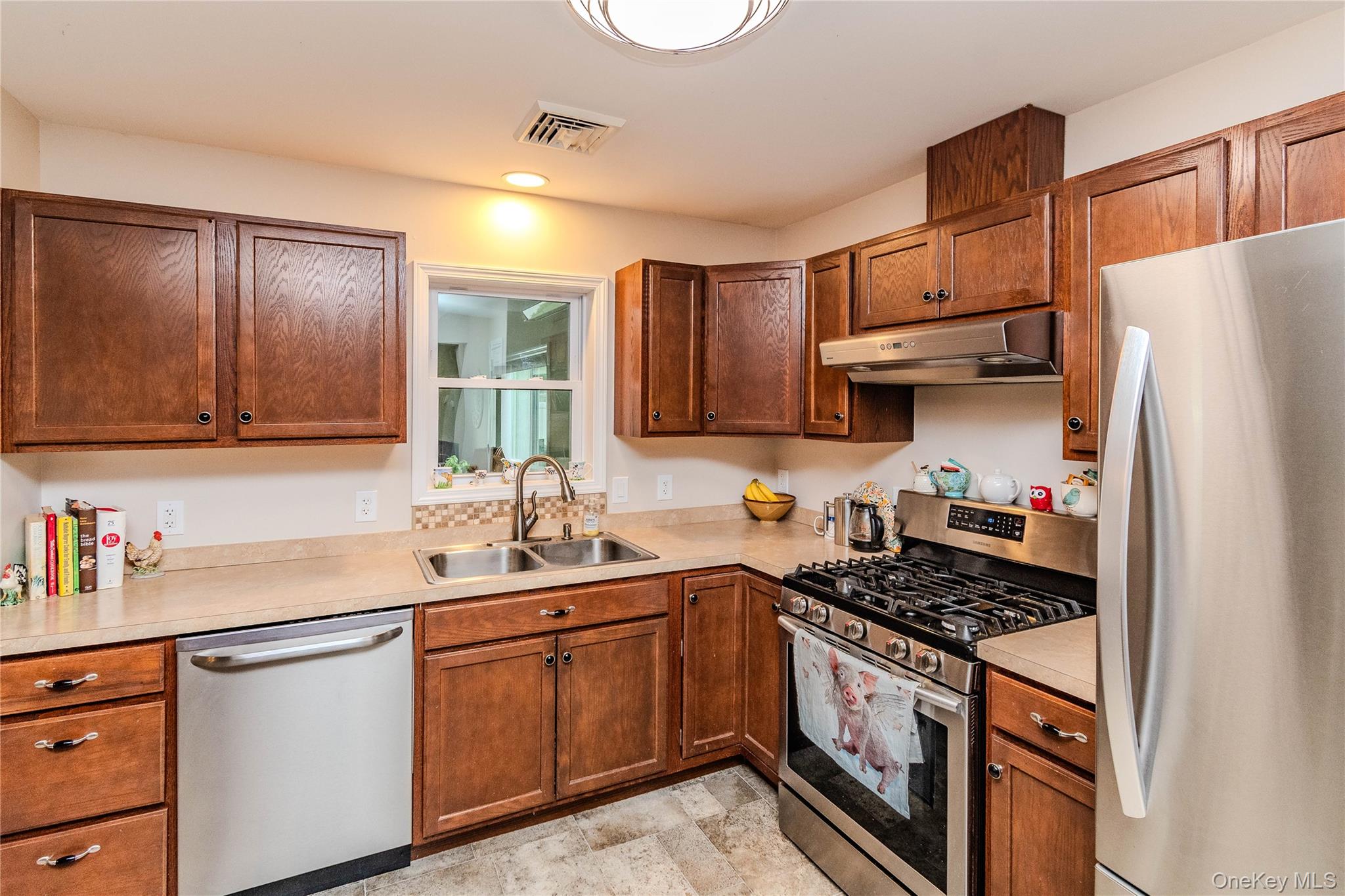 5 Meadowbrook Drive – For Sale photo 6