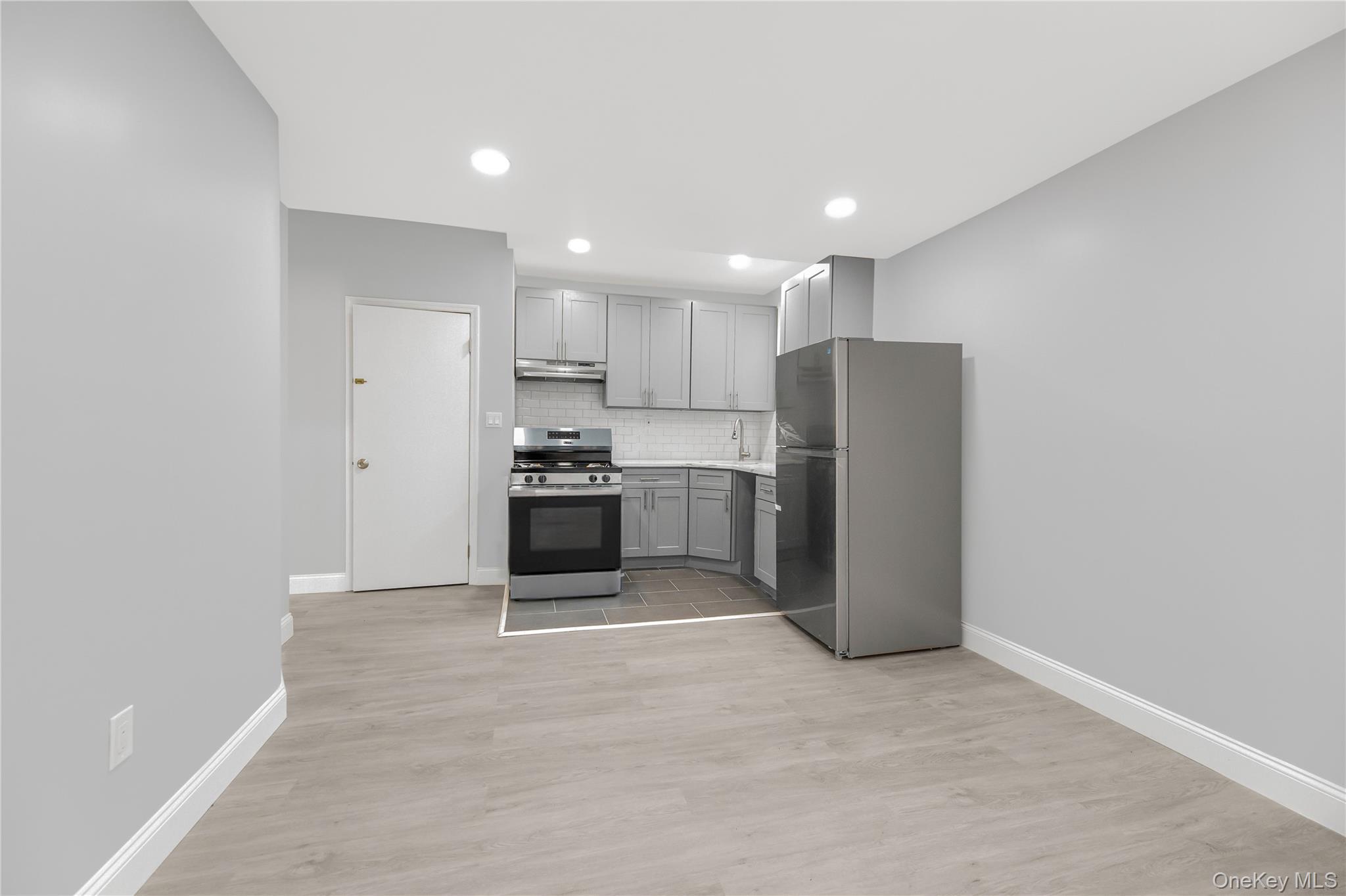 1893 Longfellow Avenue – For Sale photo 5
