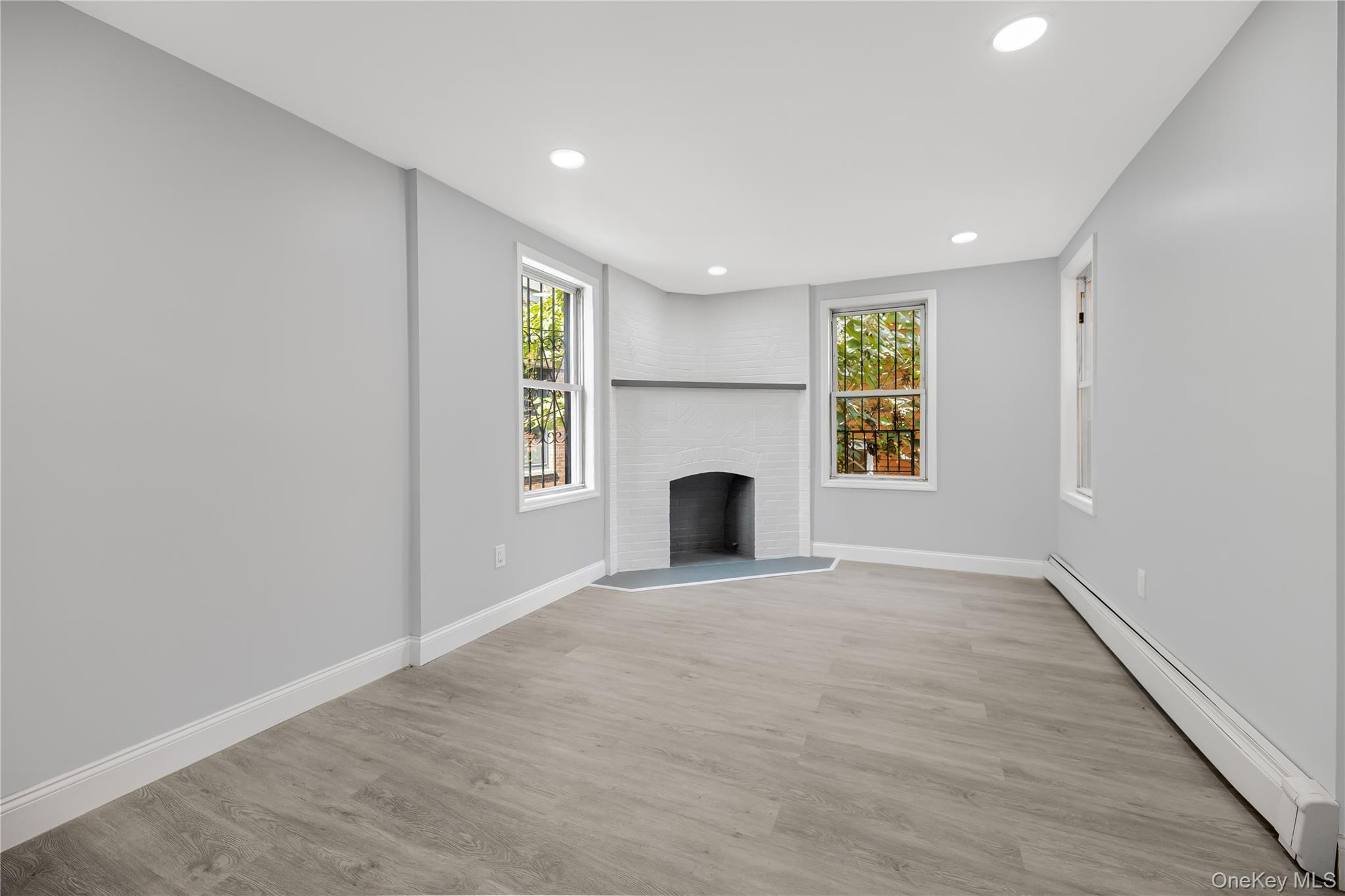 1893 Longfellow Avenue – For Sale photo 7