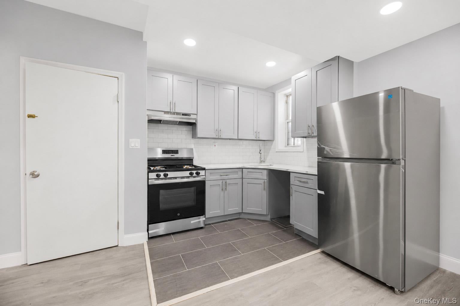 1893 Longfellow Avenue – For Sale photo 6