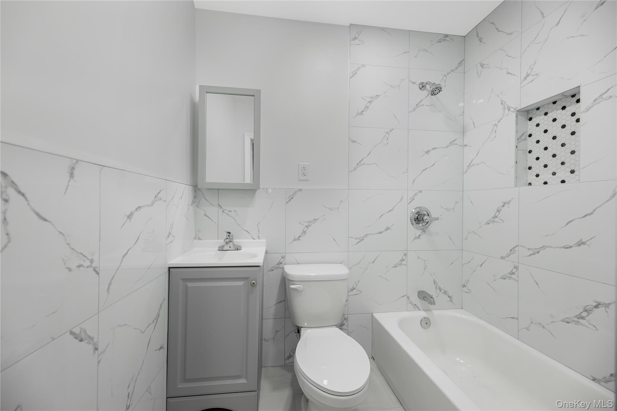 1893 Longfellow Avenue – For Sale photo 14