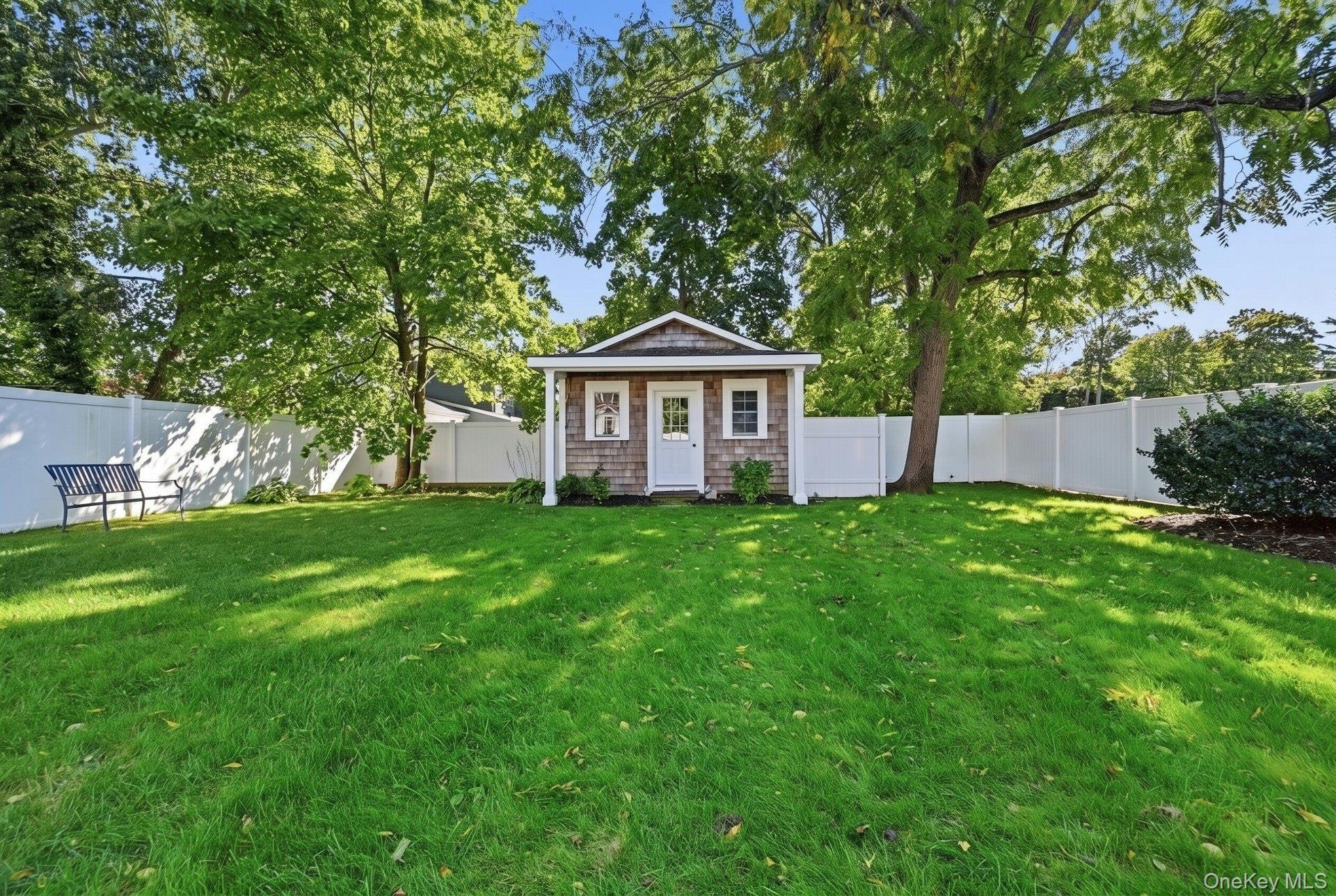 354 Middle Road – For Sale photo 39