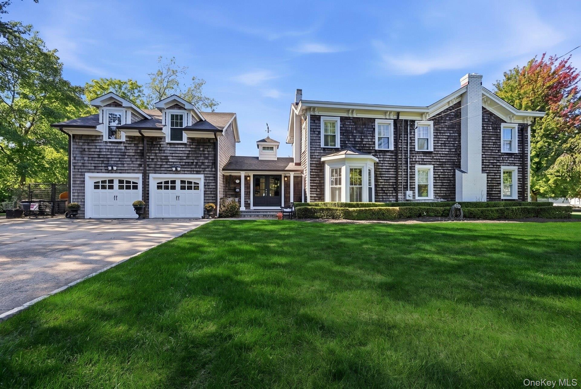 354 Middle Road – For Sale